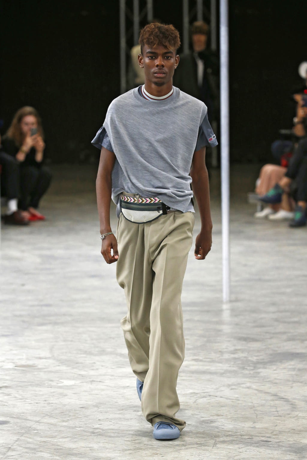 Fashion Week Paris Spring/Summer 2018 look 9 from the Lanvin collection 男装