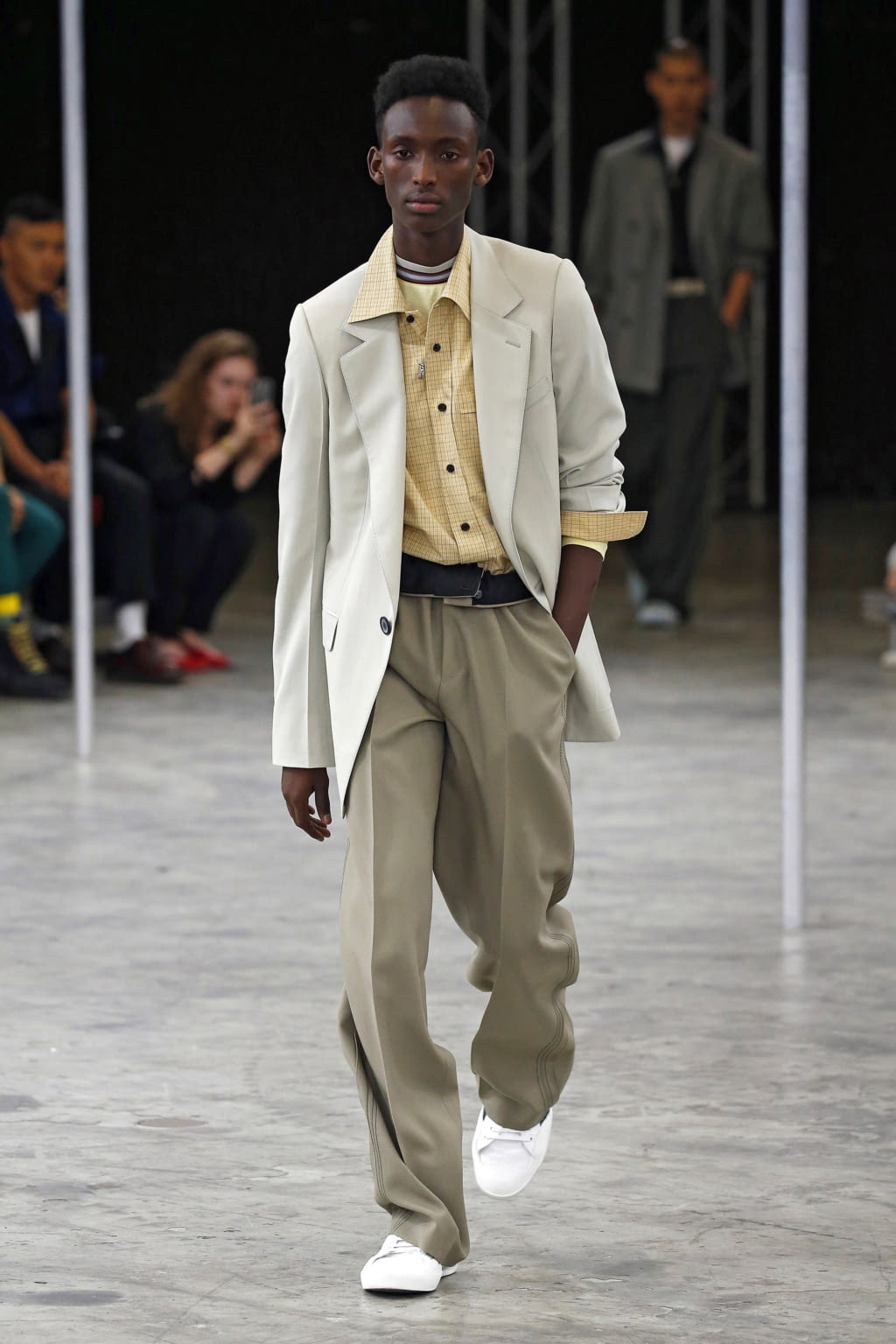 Fashion Week Paris Spring/Summer 2018 look 13 from the Lanvin collection menswear