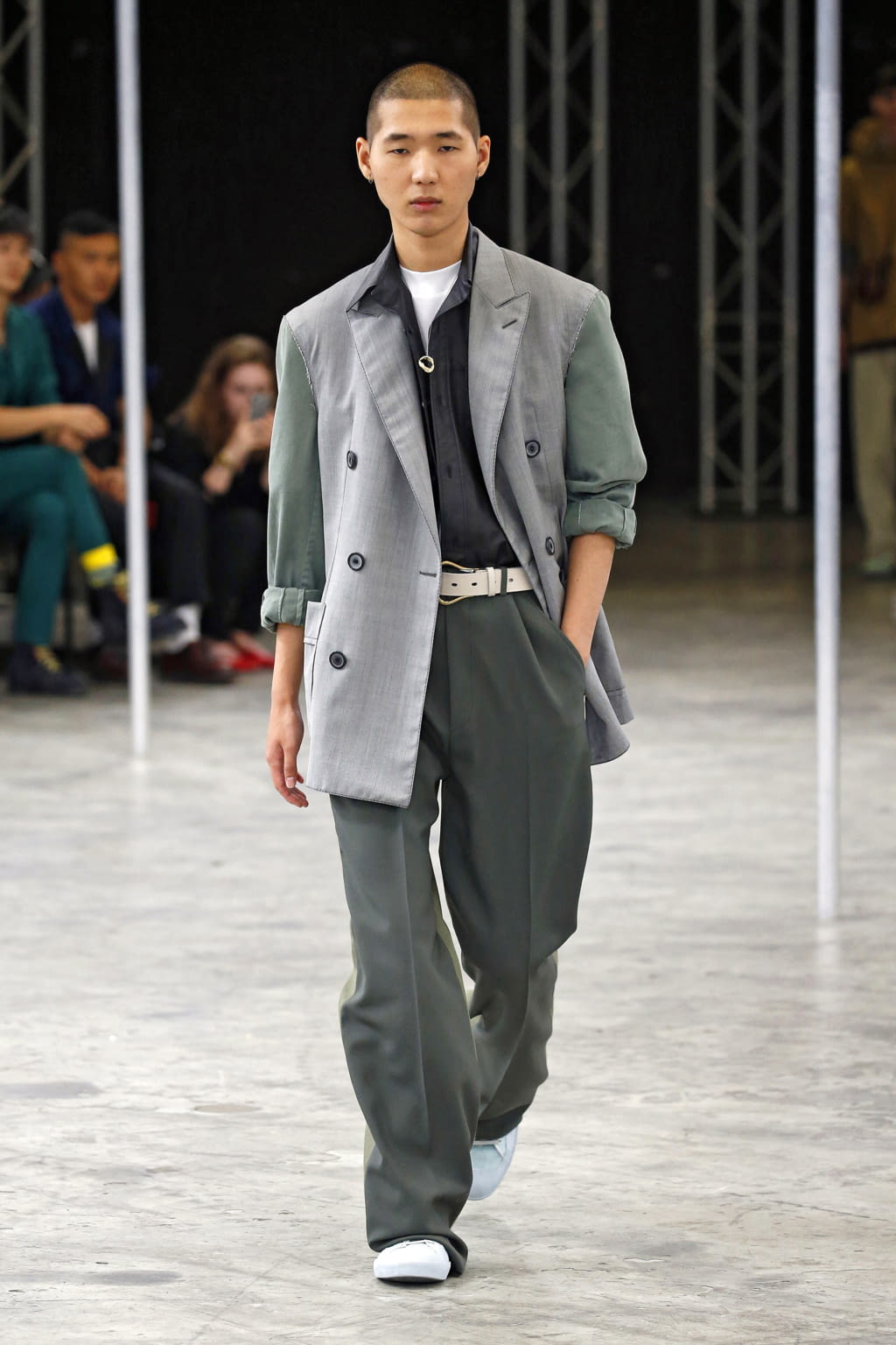 Fashion Week Paris Spring/Summer 2018 look 14 from the Lanvin collection menswear