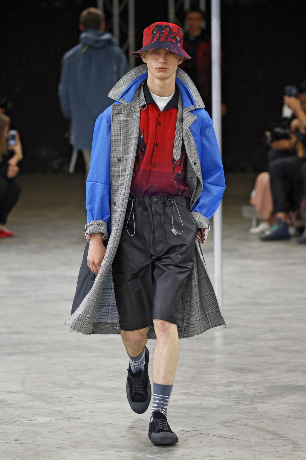 Fashion Week Paris Spring/Summer 2018 look 39 from the Lanvin collection menswear