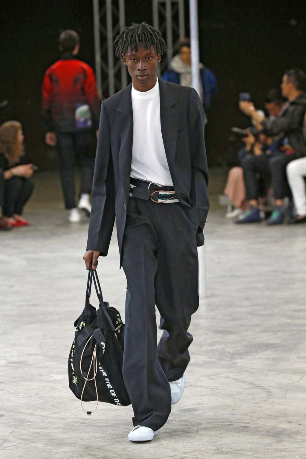 Fashion Week Paris Spring/Summer 2018 look 43 from the Lanvin collection menswear