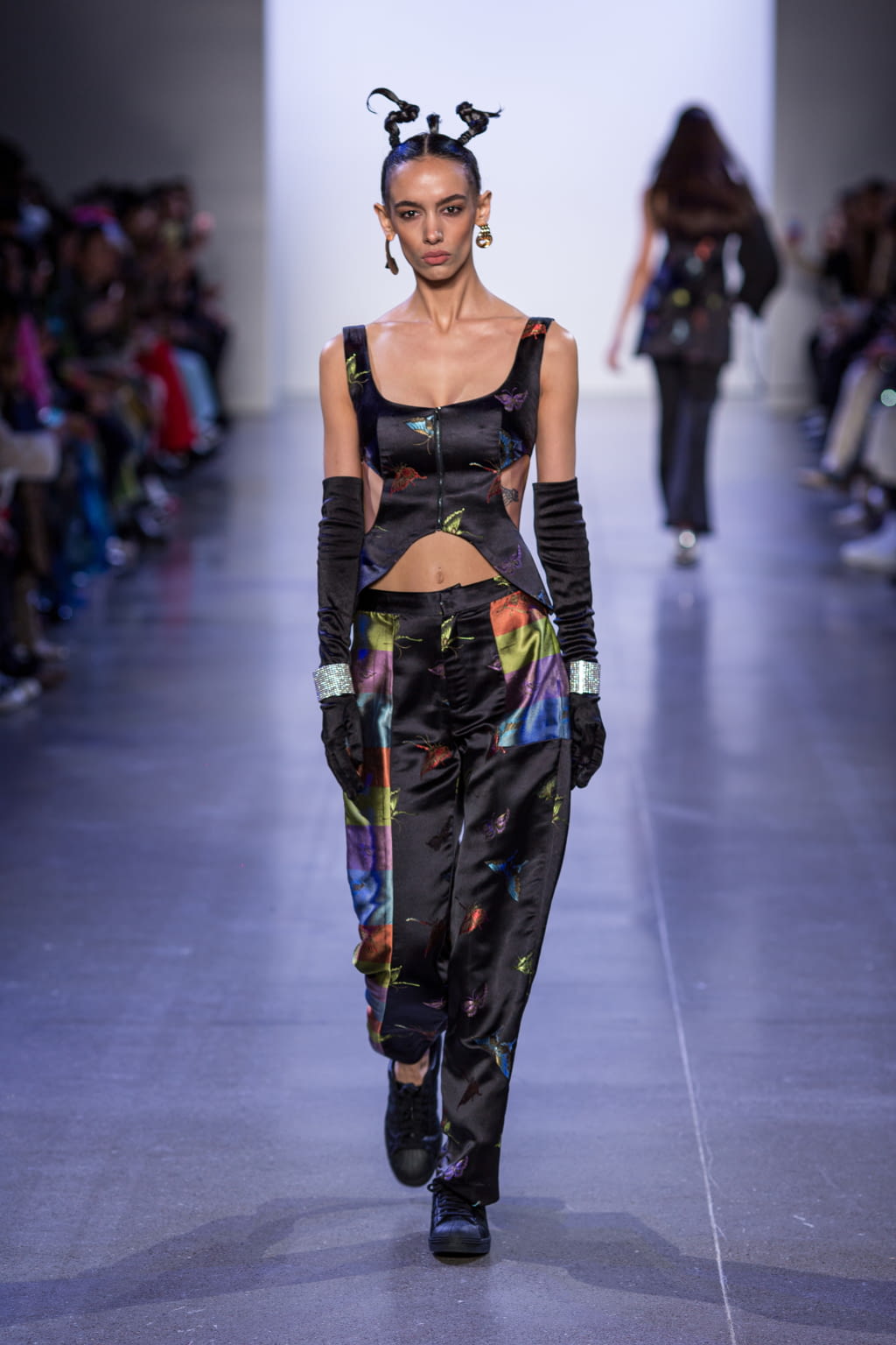 Fashion Week New York Fall/Winter 2020 look 22 from the Kim Shui collection 女装