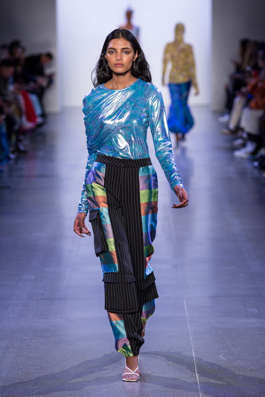 Fashion Week New York Fall/Winter 2020 look 27 de la collection Kim Shui womenswear