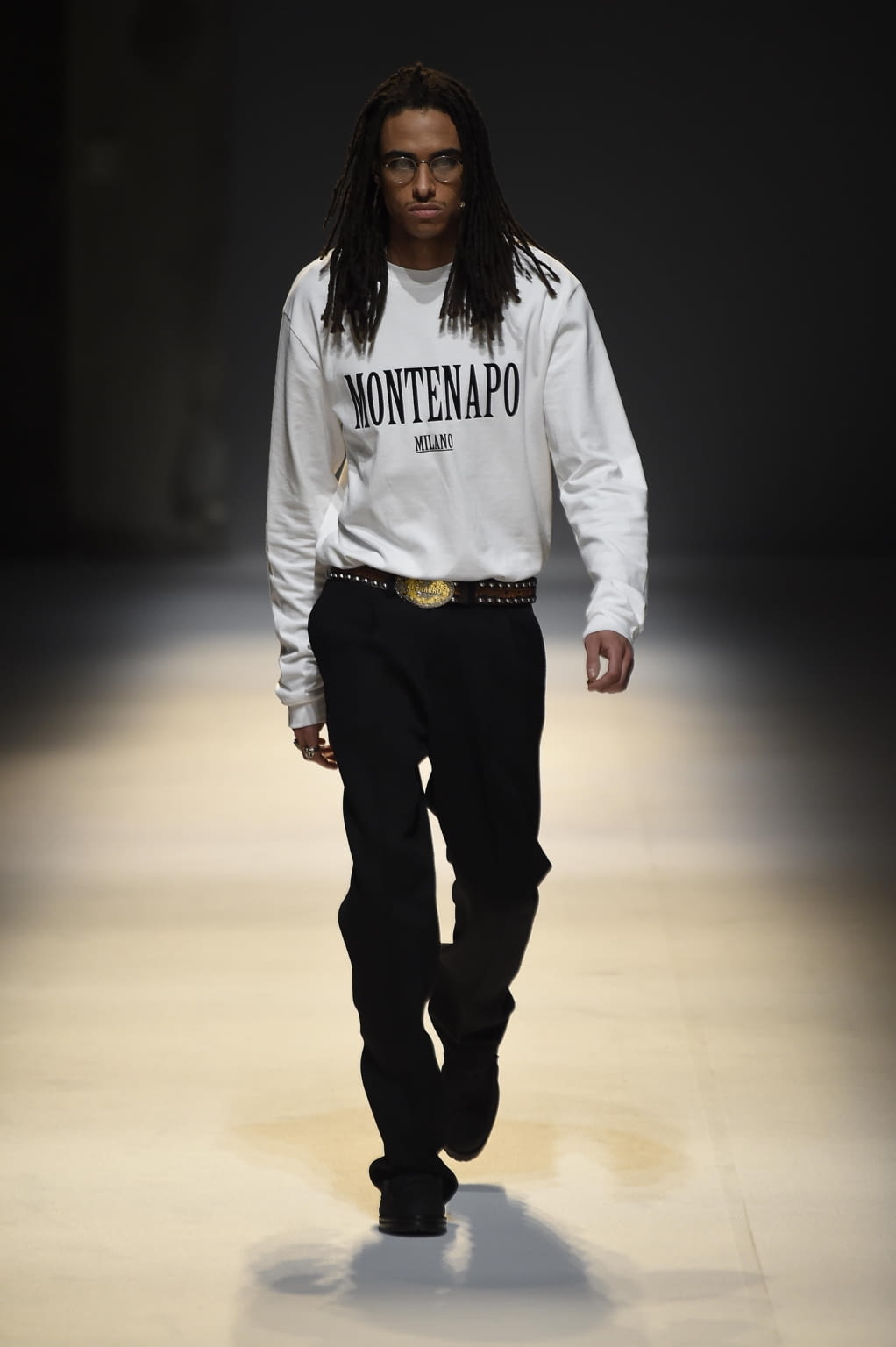 Fashion Week Florence Fall/Winter 2018 look 1 from the M1992 collection menswear