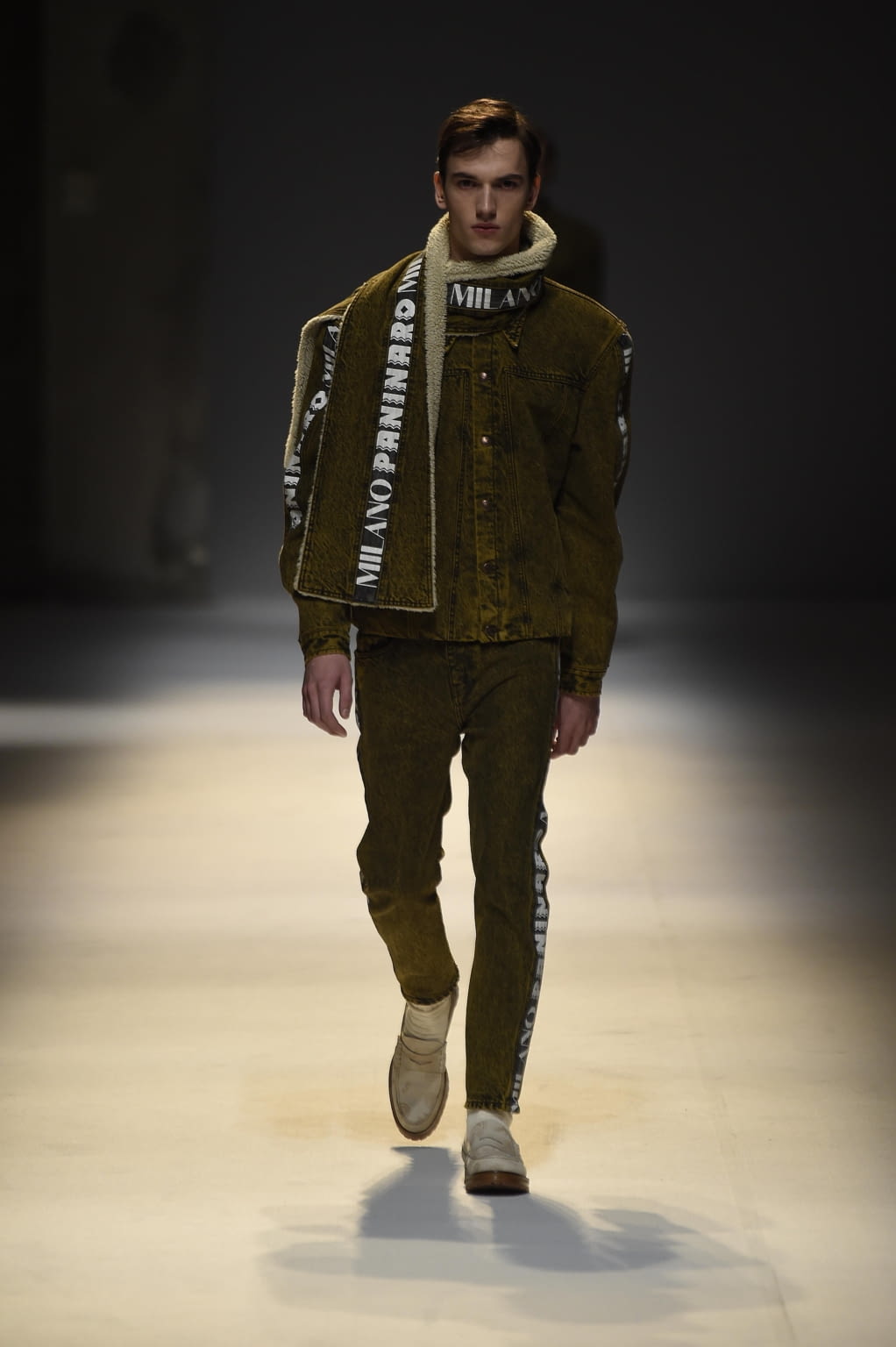 Fashion Week Florence Fall/Winter 2018 look 24 from the M1992 collection 男装
