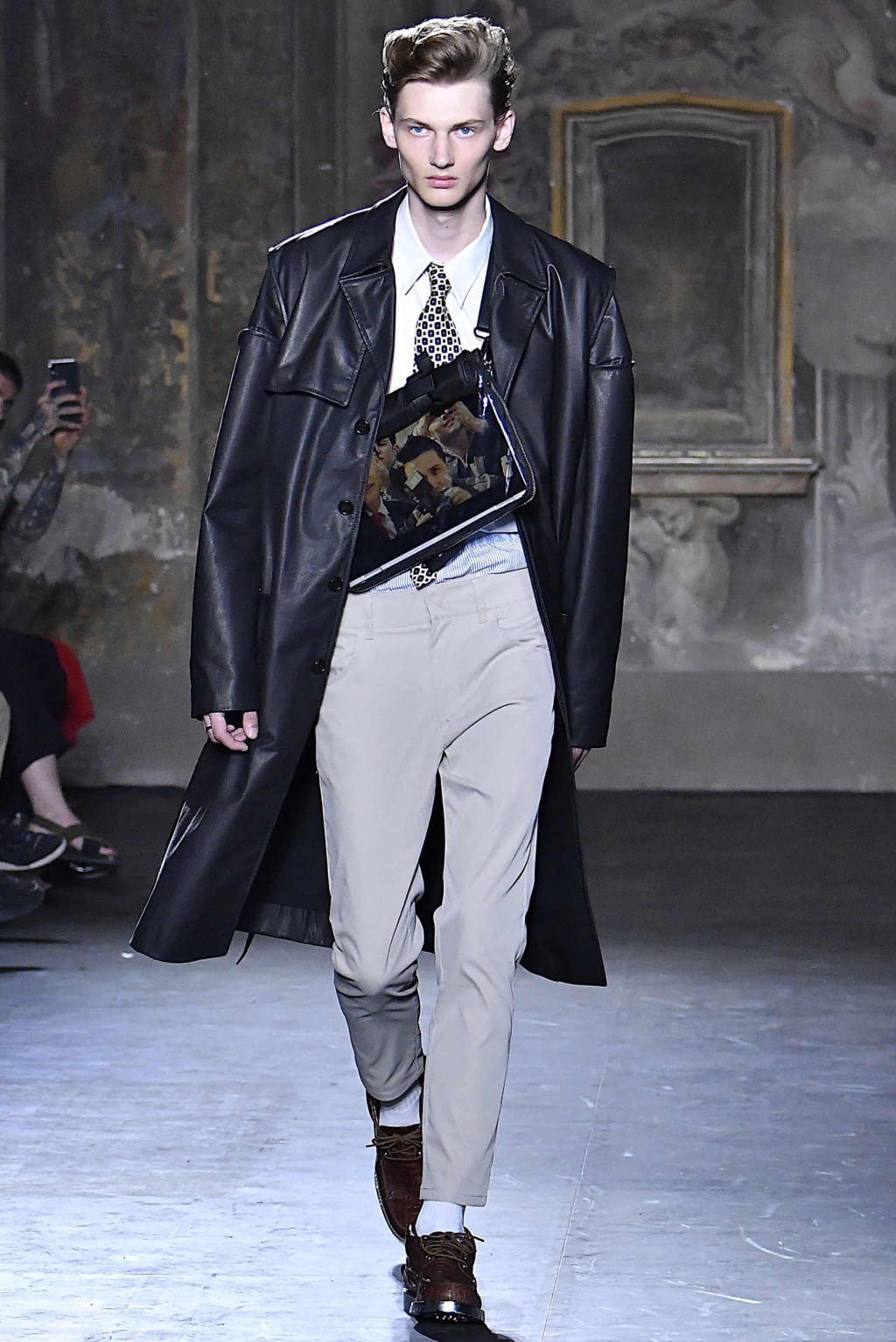 Fashion Week Milan Spring/Summer 2020 look 4 from the M1992 collection 男装