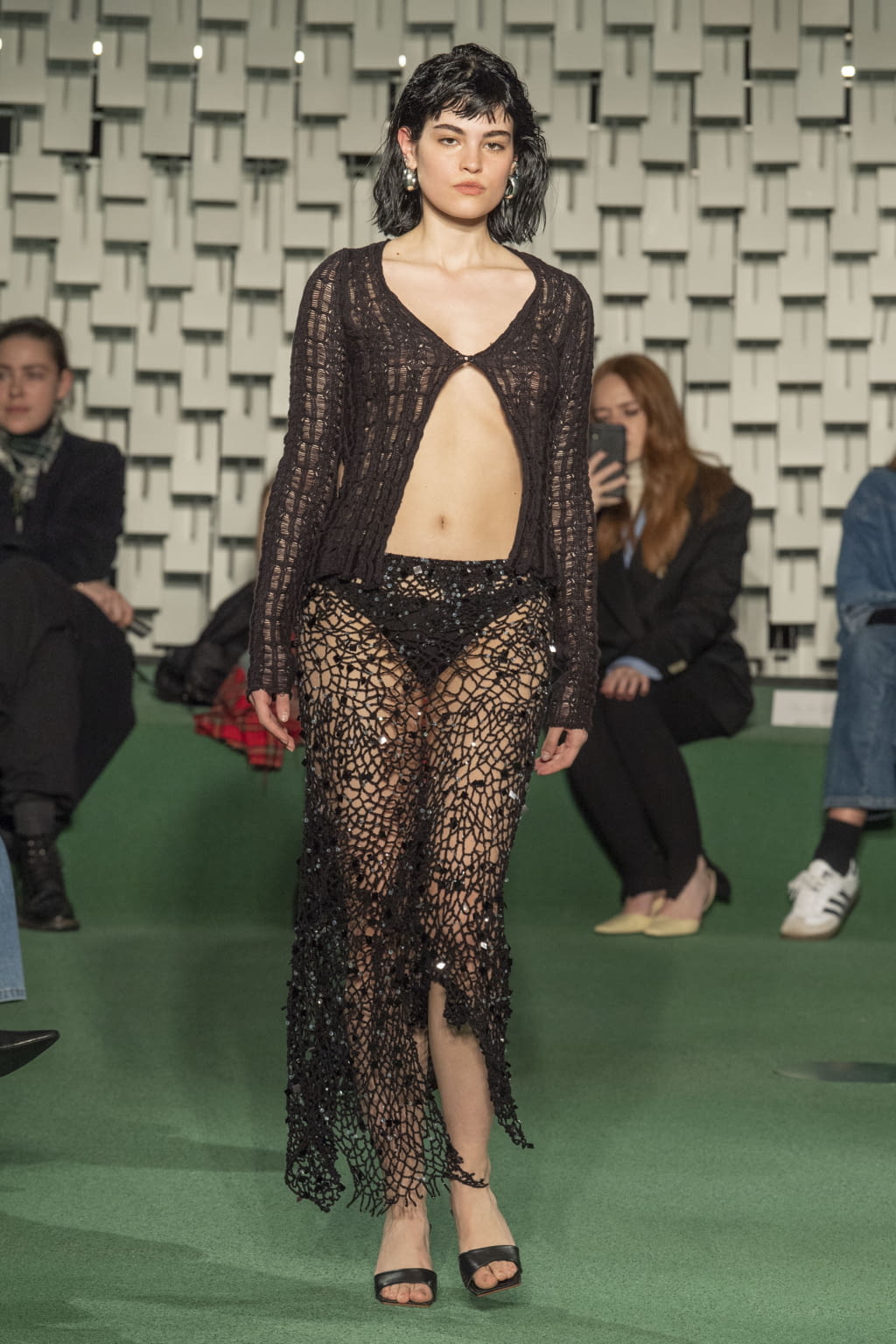 Fashion Week Paris Fall/Winter 2022 look 25 from the MaisonCléo collection womenswear