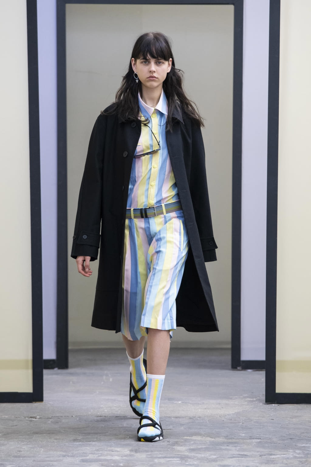 Fashion Week Paris Spring/Summer 2020 look 5 de la collection Maison Kitsuné menswear