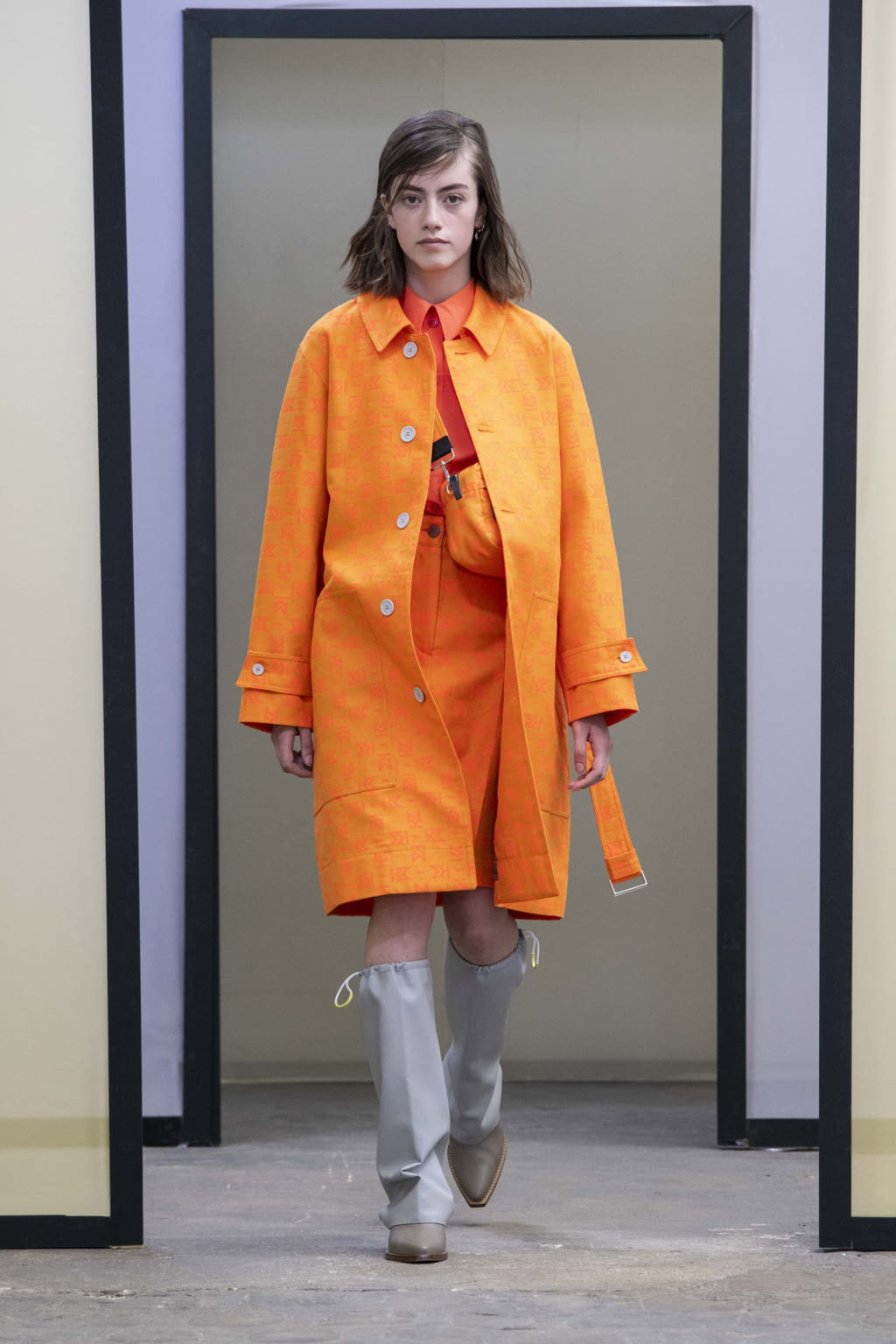 Fashion Week Paris Spring/Summer 2020 look 31 de la collection Maison Kitsuné menswear