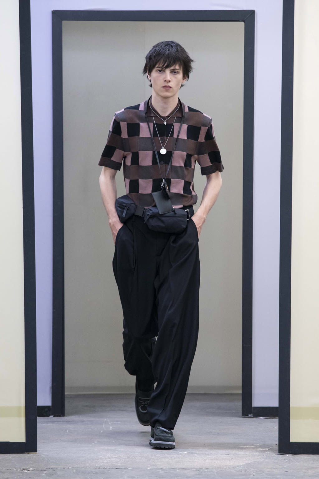 Fashion Week Paris Spring/Summer 2020 look 43 from the Maison Kitsuné collection menswear