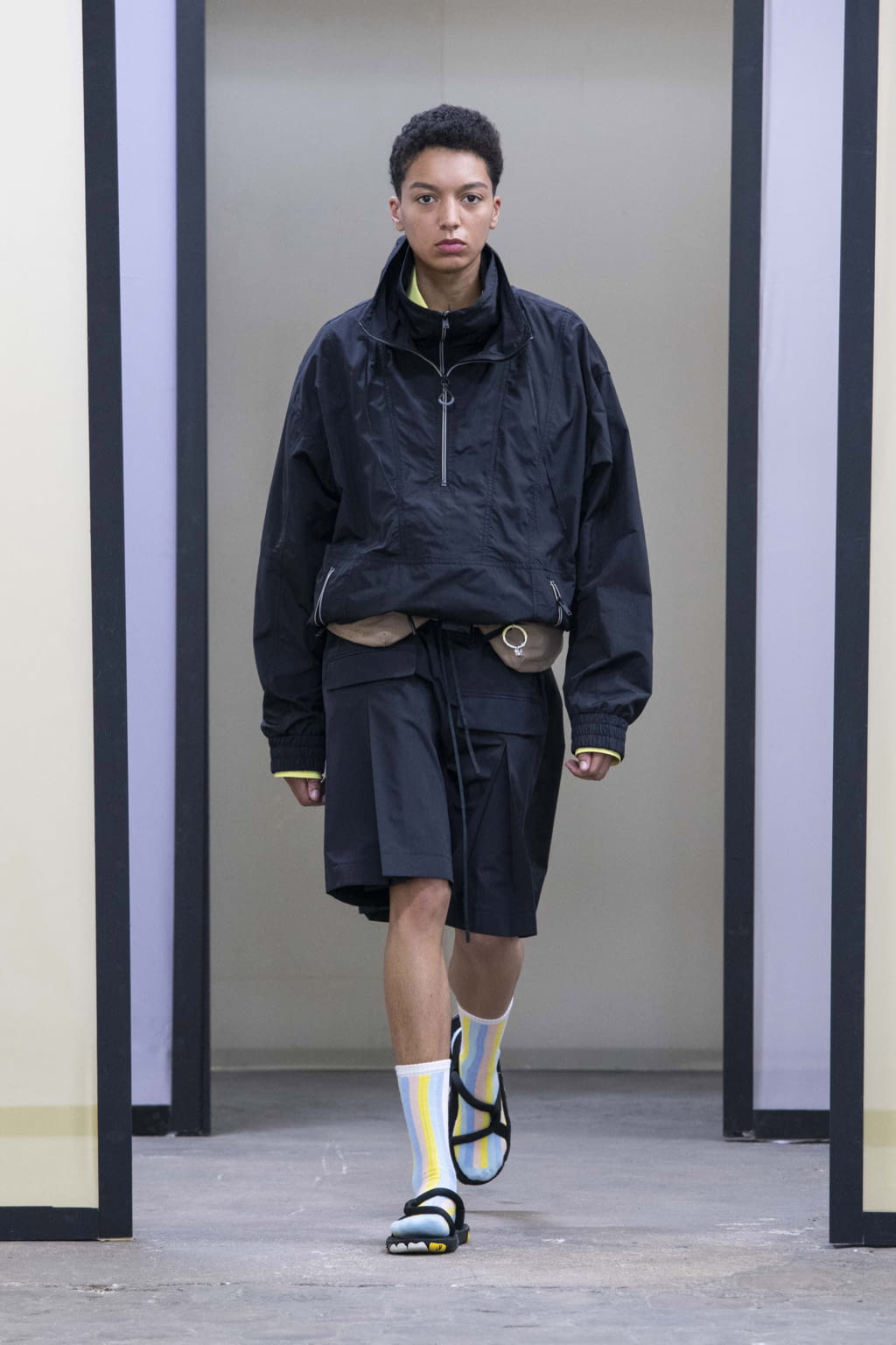 Fashion Week Paris Spring/Summer 2020 look 3 from the Maison Kitsuné collection 男装