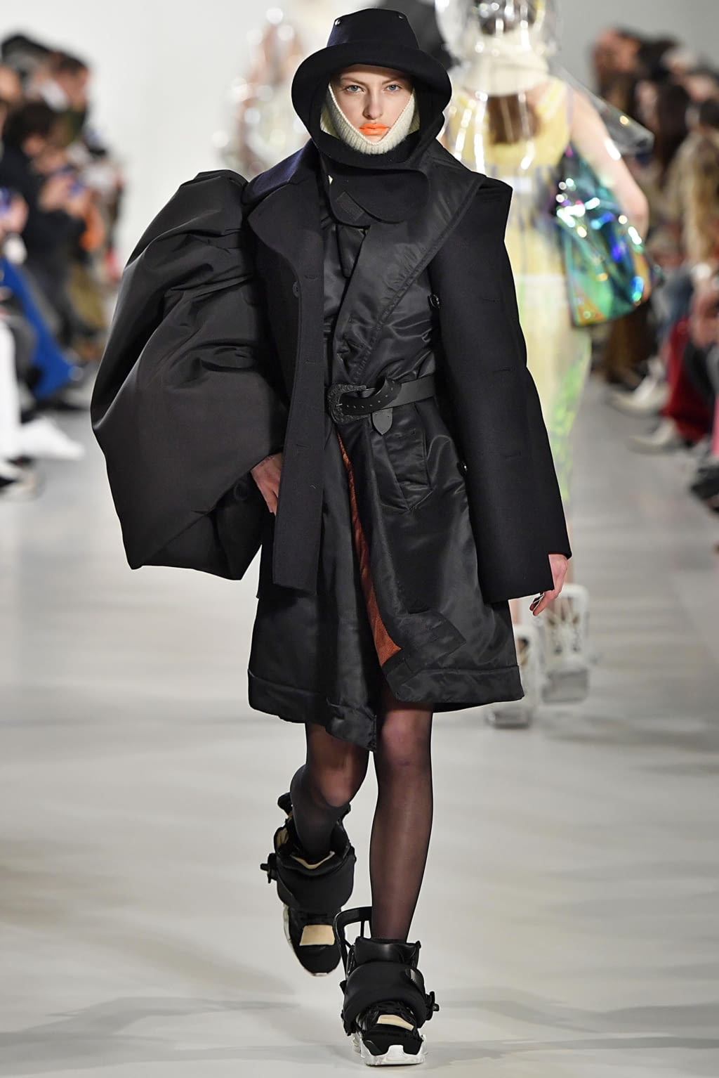 Fashion Week Paris Fall/Winter 2018 look 14 from the Maison Margiela collection womenswear