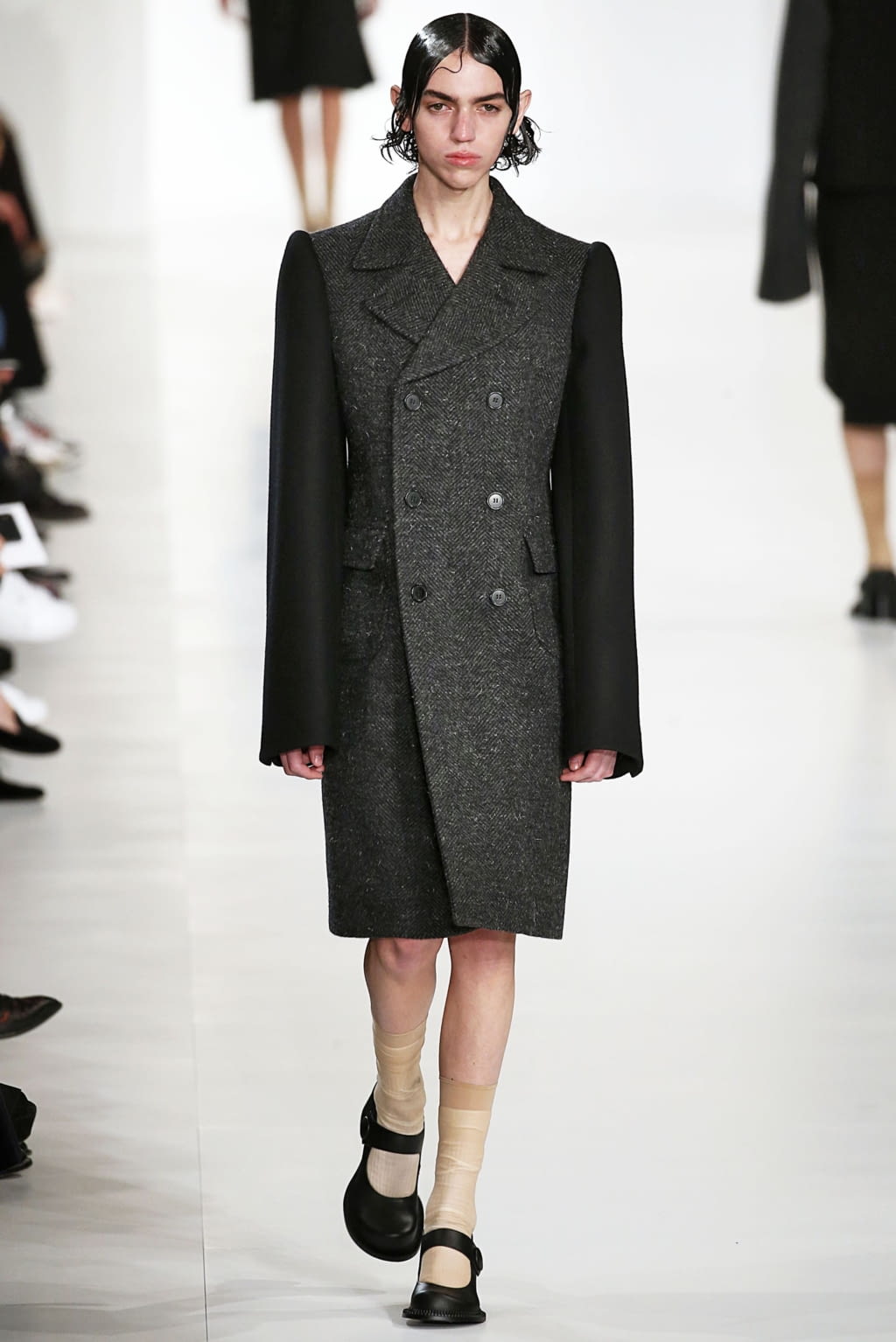 Fashion Week Paris Fall/Winter 2019 look 3 from the Maison Margiela collection womenswear