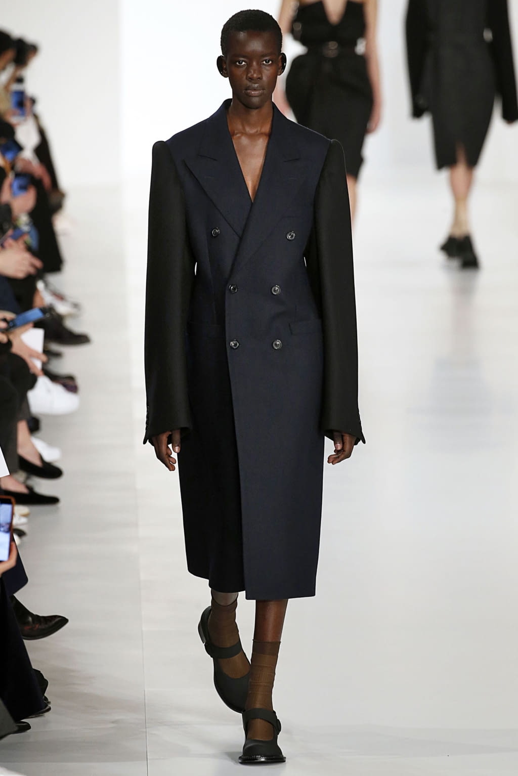 Fashion Week Paris Fall/Winter 2019 look 6 from the Maison Margiela collection 女装