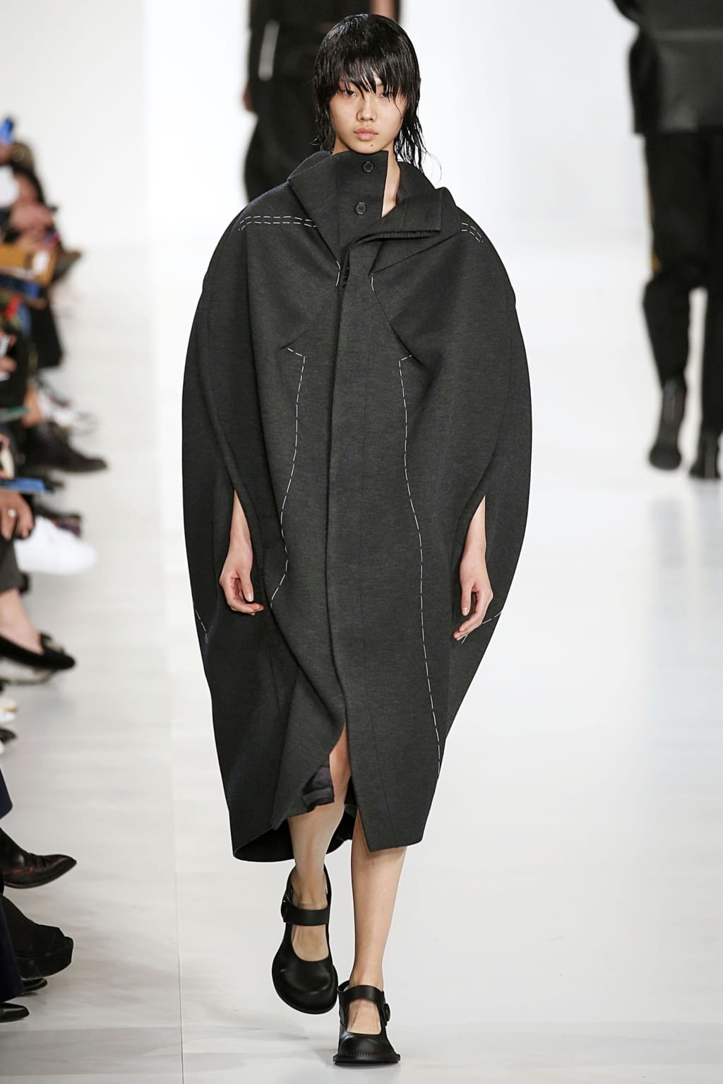 Fashion Week Paris Fall/Winter 2019 look 39 from the Maison Margiela collection 女装