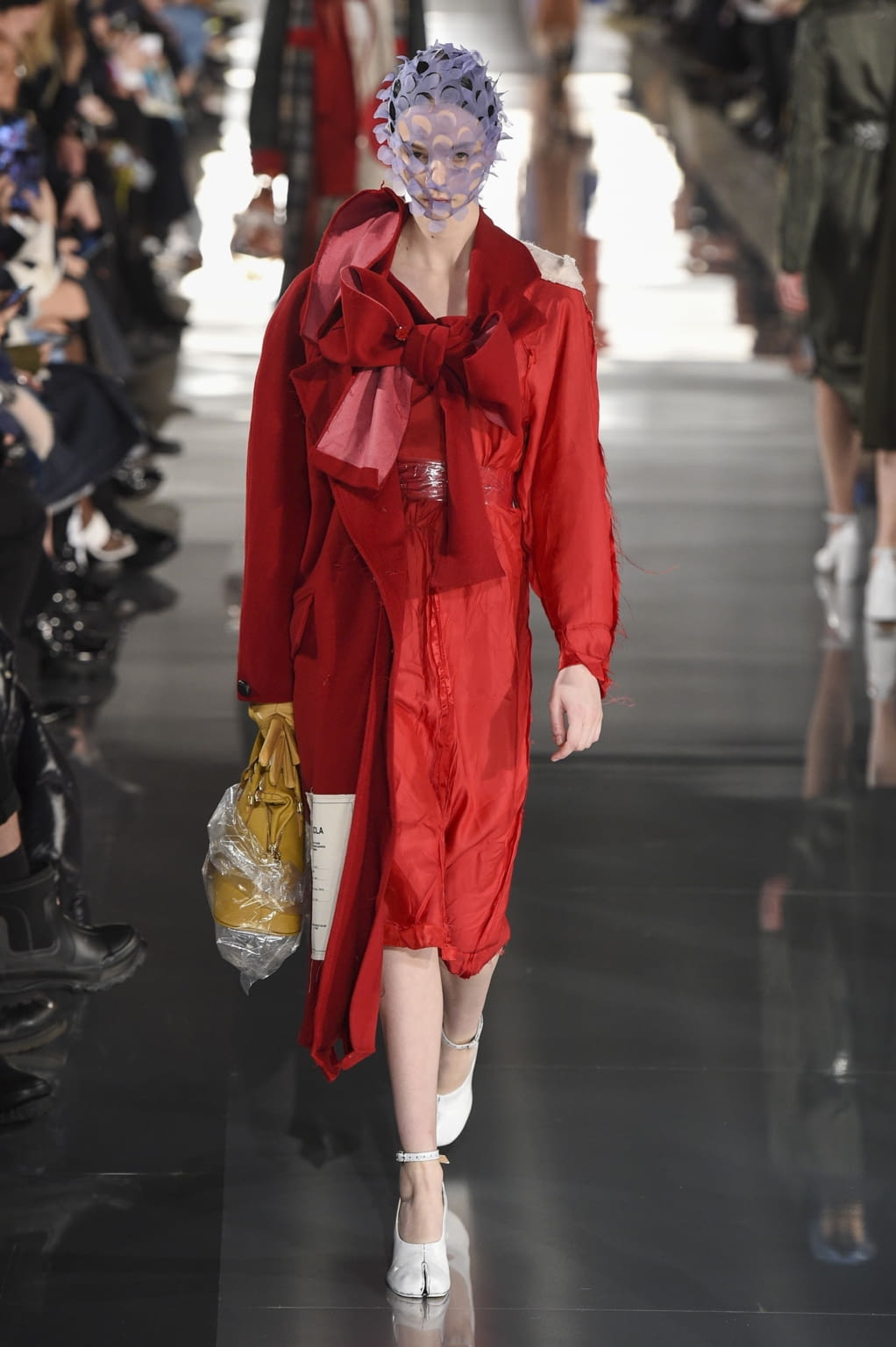Fashion Week Paris Fall/Winter 2020 look 6 from the Maison Margiela collection womenswear