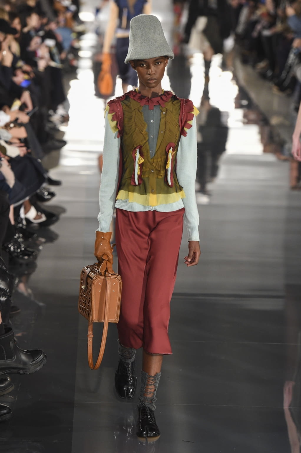Fashion Week Paris Fall/Winter 2020 look 15 from the Maison Margiela collection womenswear