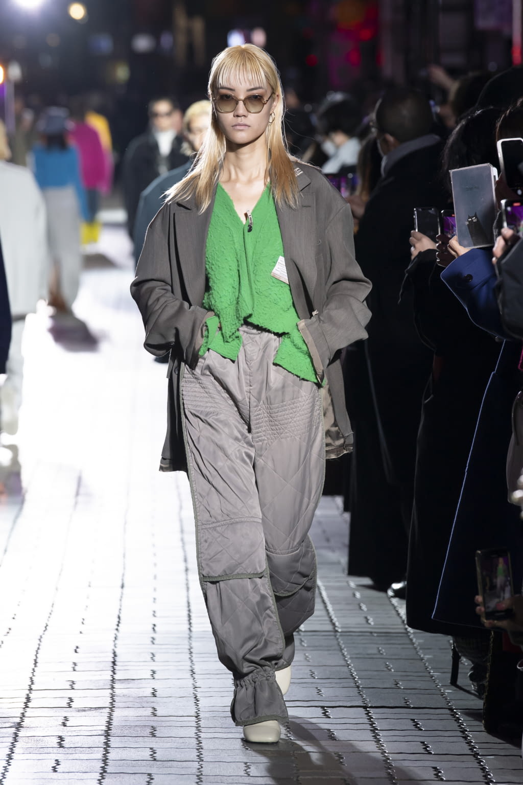 Fashion Week Paris Fall/Winter 2022 look 12 from the Maison Mihara Yasuhiro collection menswear