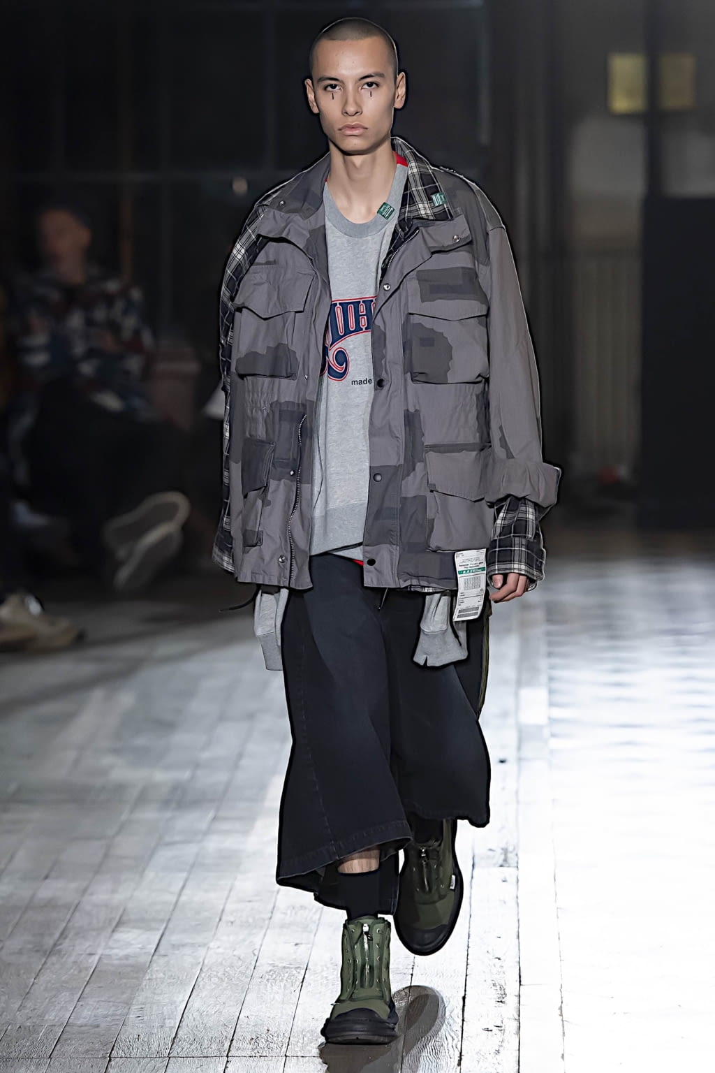 Fashion Week Paris Fall/Winter 2019 look 26 de la collection Maison Mihara Yasuhiro menswear