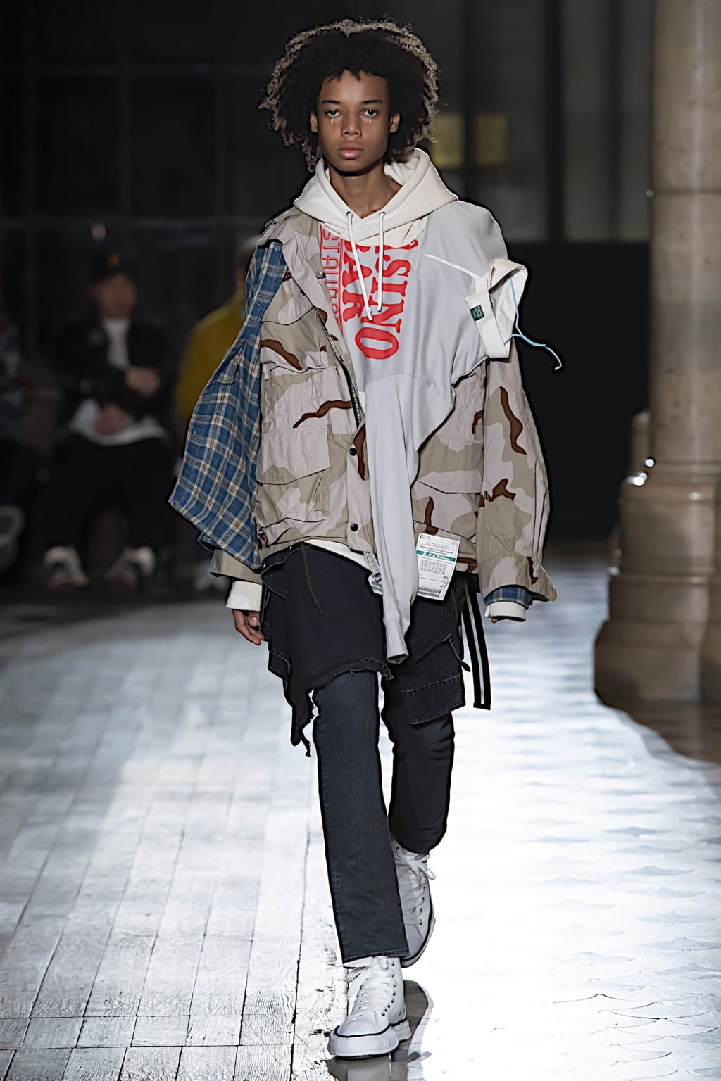 Fashion Week Paris Fall/Winter 2019 look 33 de la collection Maison Mihara Yasuhiro menswear