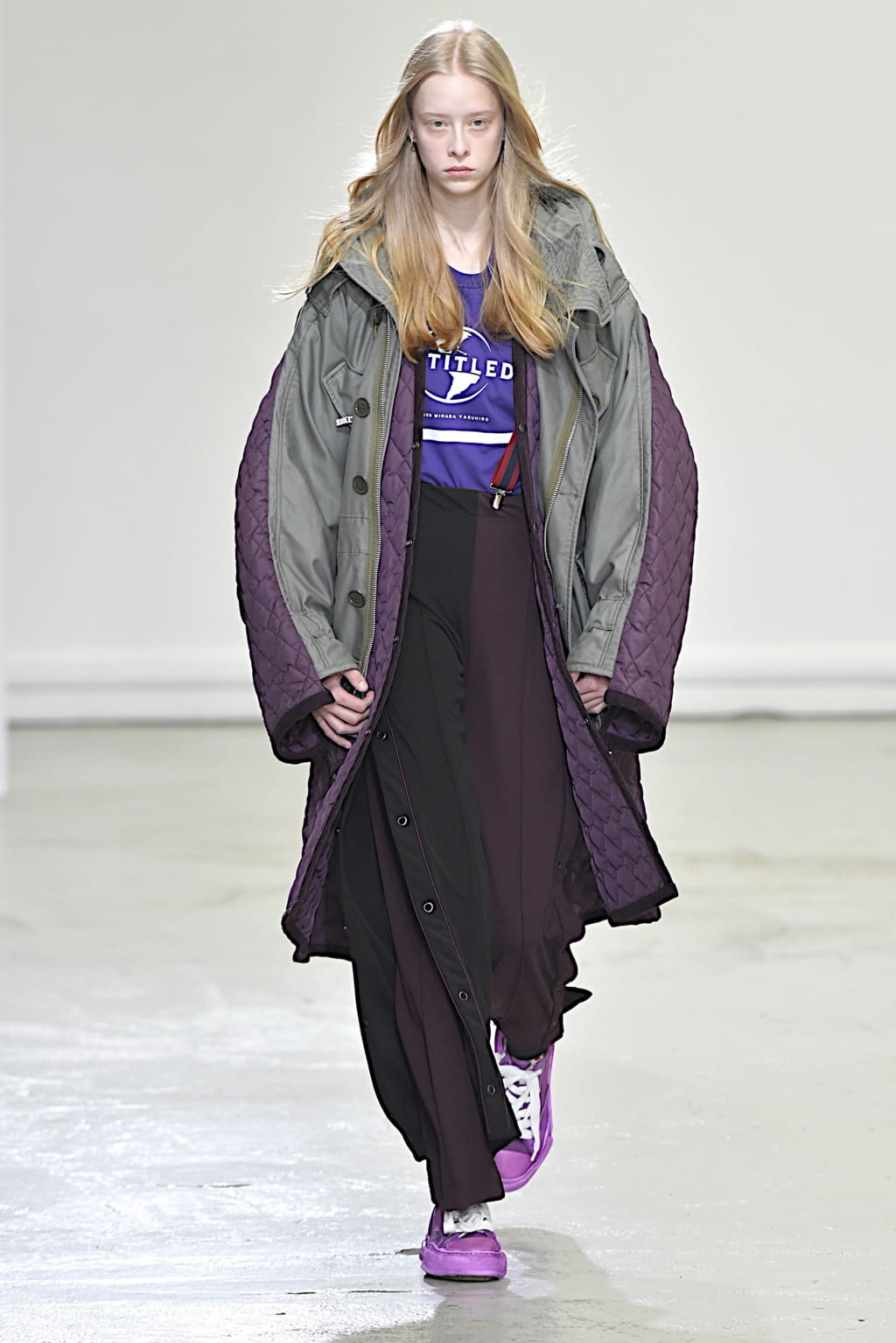 Fashion Week Paris Fall/Winter 2020 look 9 from the Maison Mihara Yasuhiro collection menswear