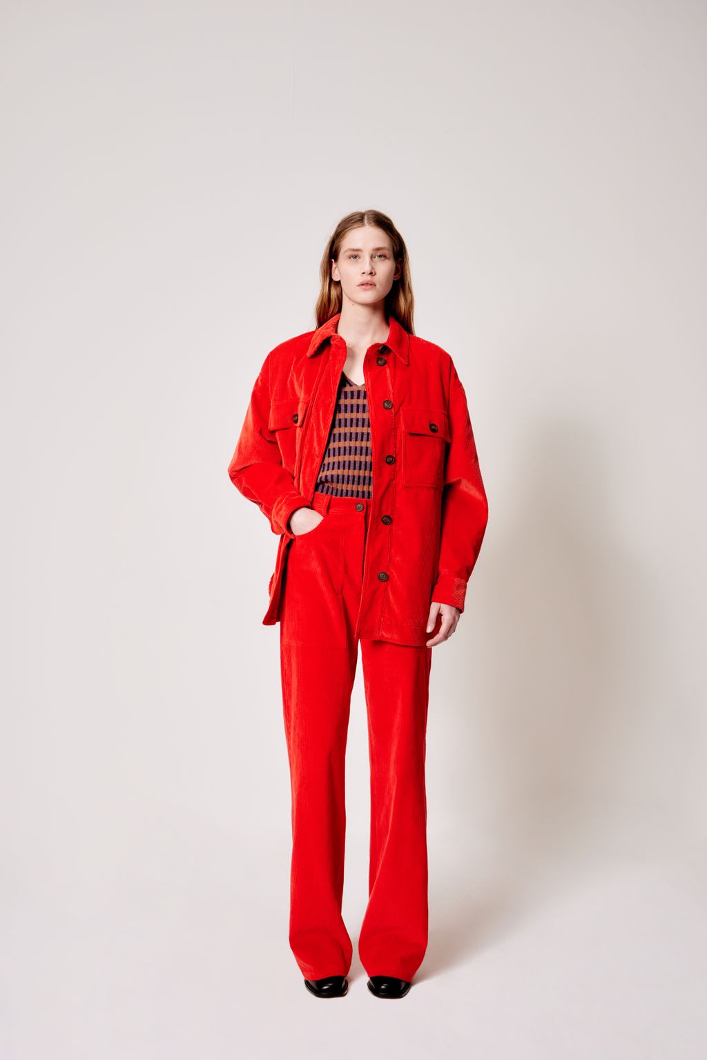 Fashion Week Paris Fall/Winter 2024 look 9 from the Maison Kitsuné collection womenswear