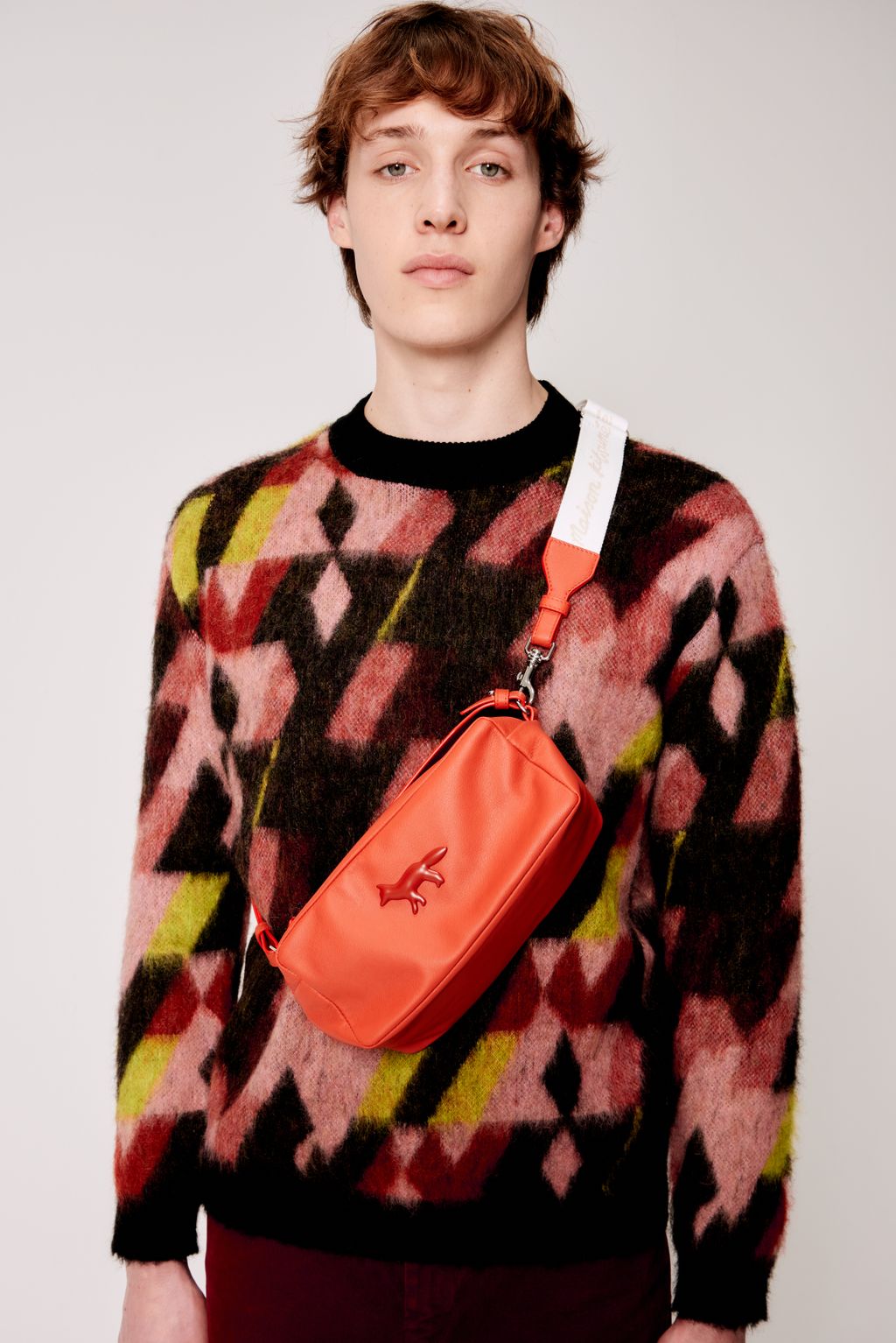 Fashion Week Paris Fall/Winter 2024 look 13 from the Maison Kitsuné collection 男装