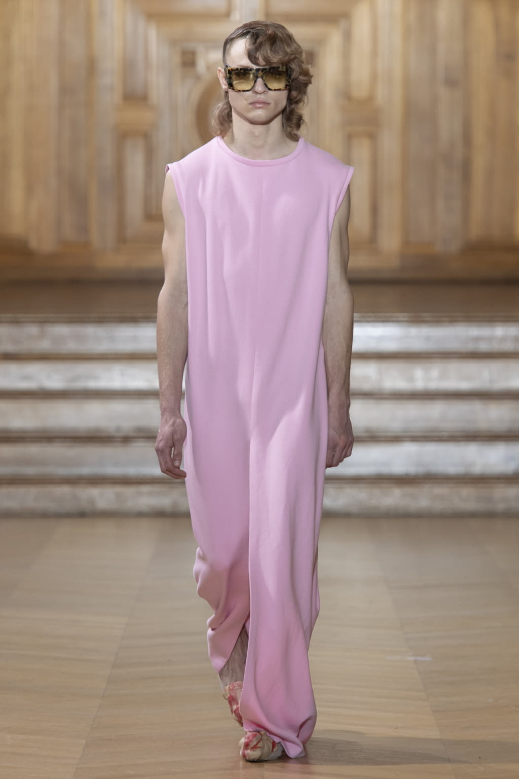 Fashion Week Paris Fall/Winter 2022 look 20 from the Maitrepierre collection womenswear