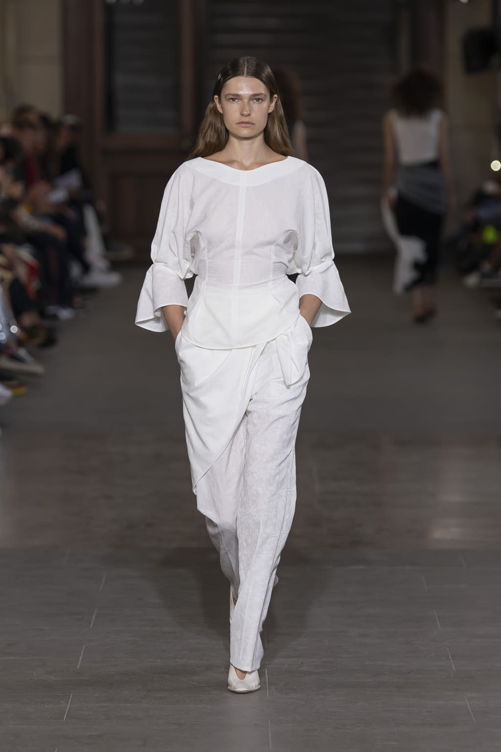 Fashion Week Paris Spring/Summer 2020 look 11 from the Mame Kurogouchi collection 女装