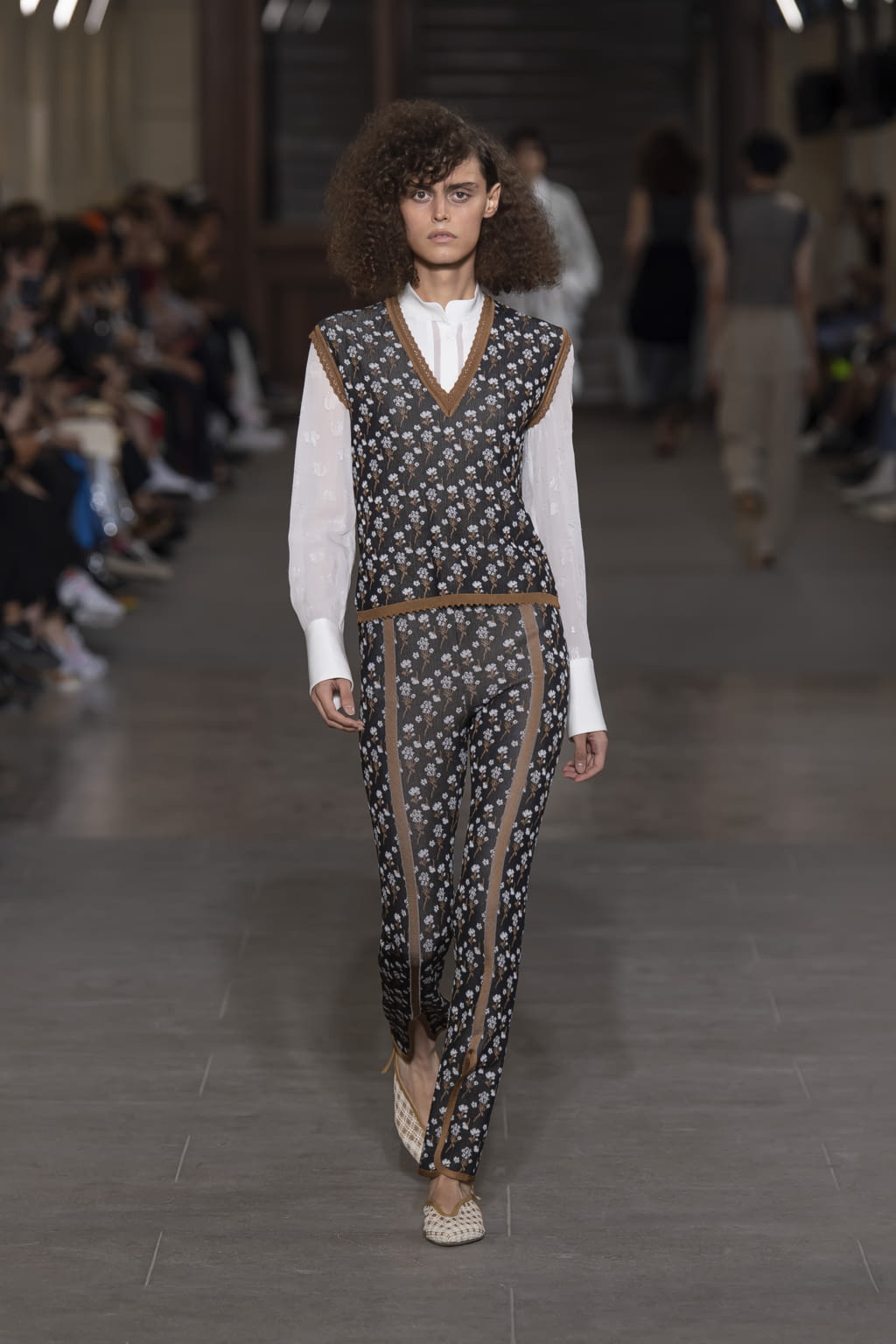 Fashion Week Paris Spring/Summer 2020 look 15 from the Mame Kurogouchi collection 女装