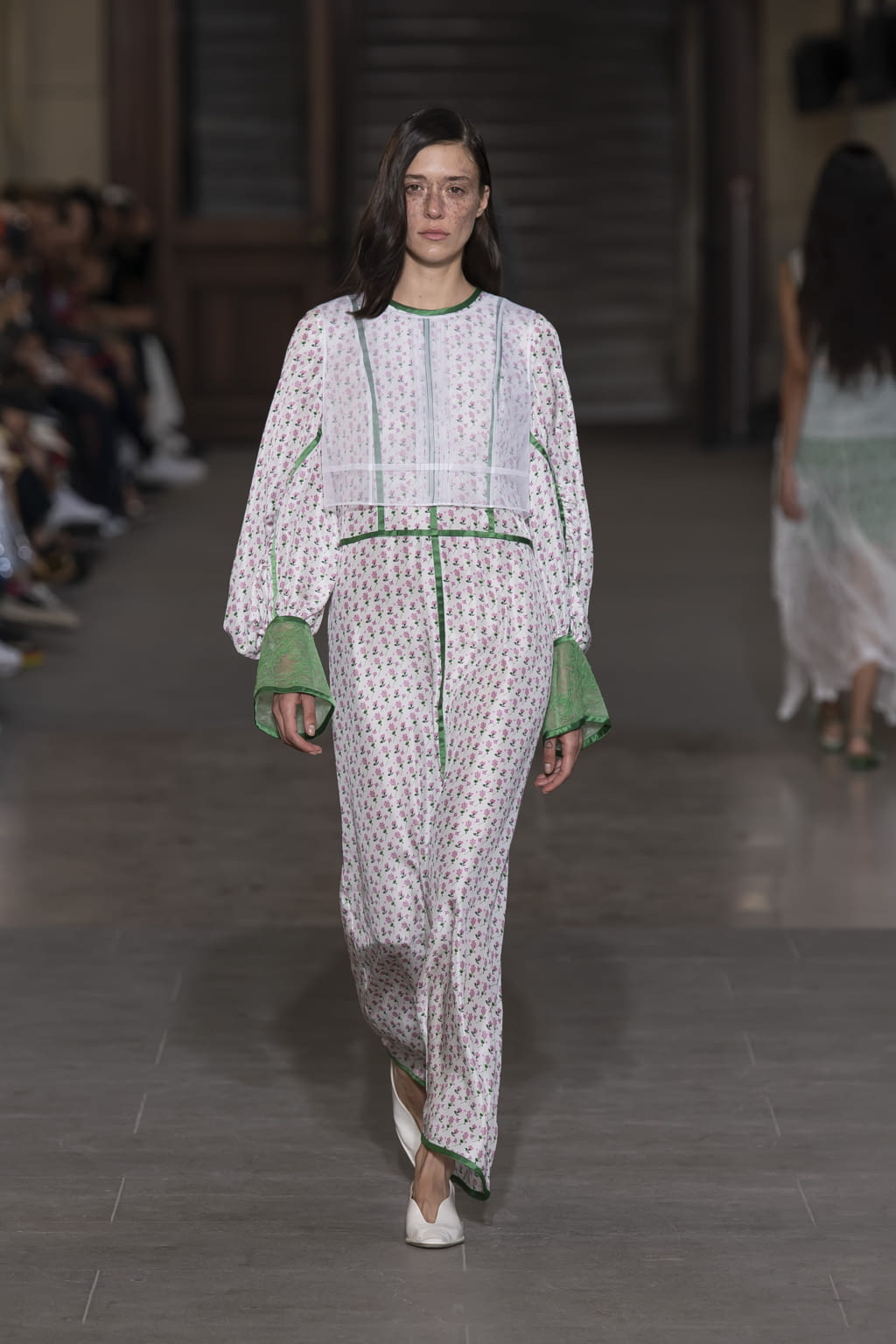 Fashion Week Paris Spring/Summer 2020 look 25 from the Mame Kurogouchi collection 女装