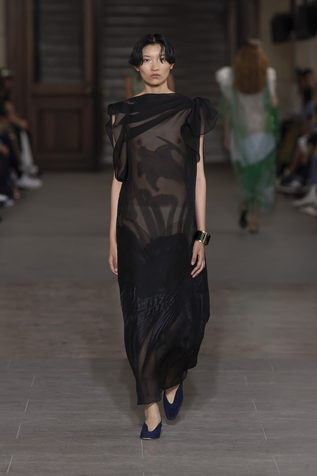 Fashion Week Paris Spring/Summer 2020 look 33 from the Mame Kurogouchi collection 女装