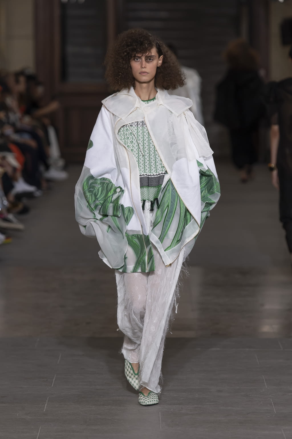 Fashion Week Paris Spring/Summer 2020 look 35 from the Mame Kurogouchi collection 女装