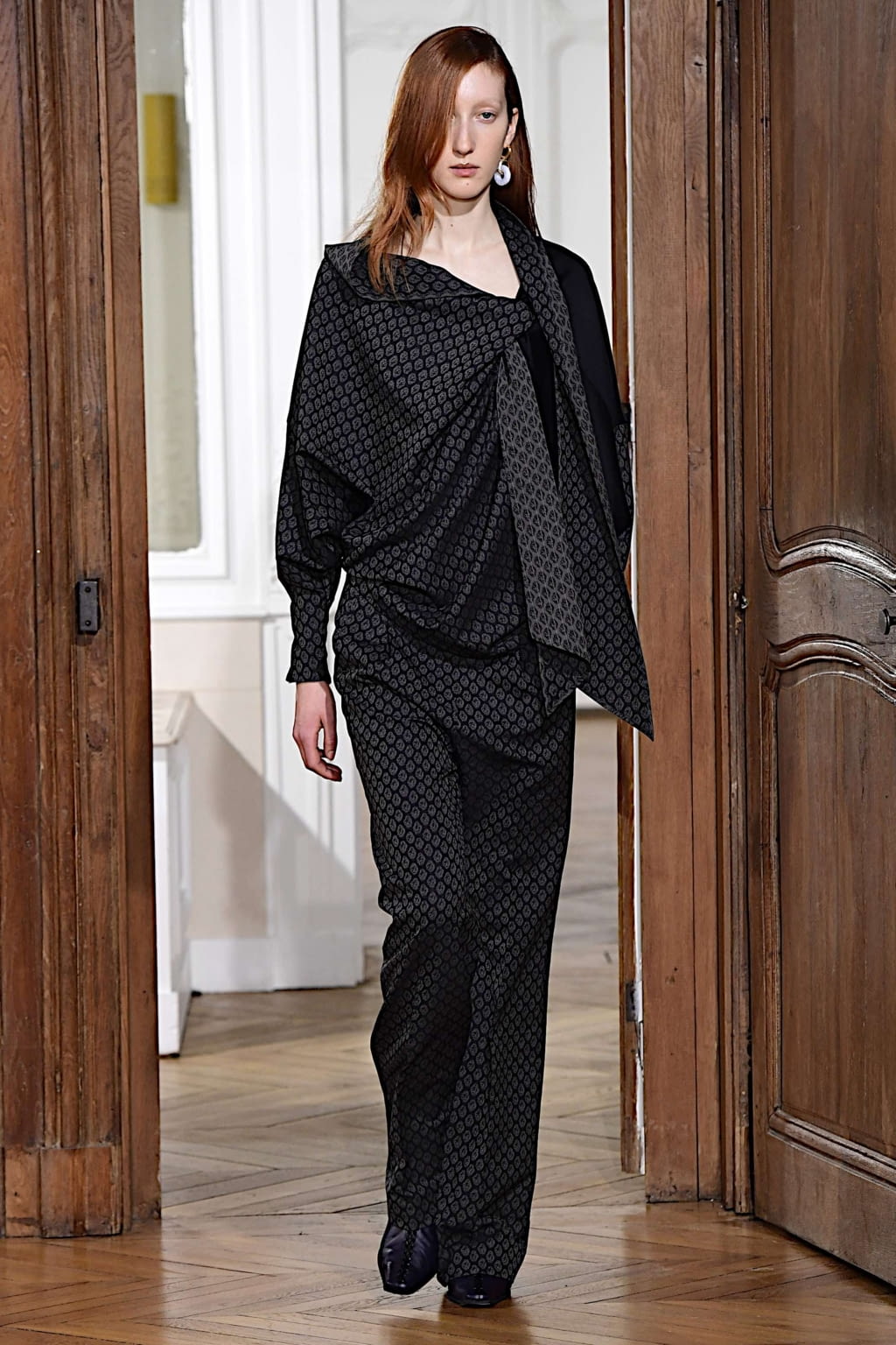 Fashion Week Paris Fall/Winter 2019 look 3 de la collection Mame Kurogouchi womenswear