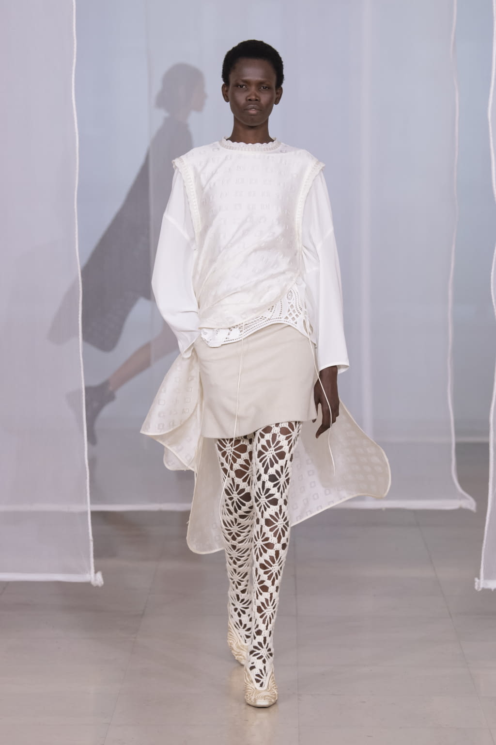 Fashion Week Paris Fall/Winter 2020 look 9 de la collection Mame Kurogouchi womenswear