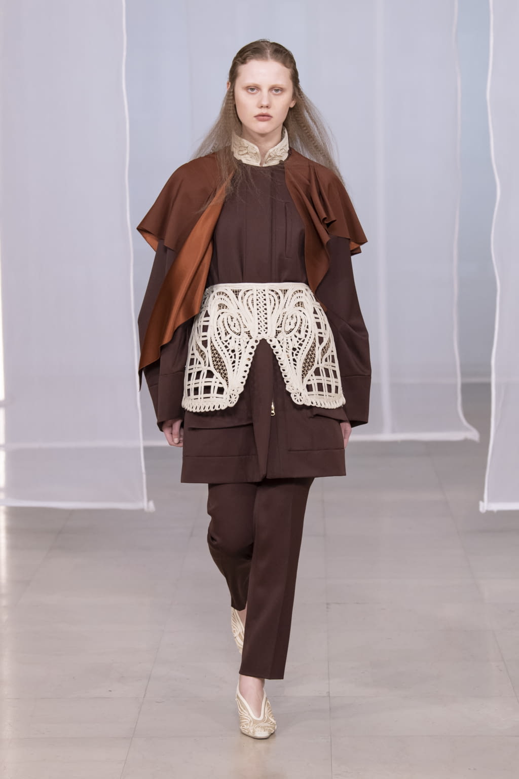 Fashion Week Paris Fall/Winter 2020 look 25 de la collection Mame Kurogouchi womenswear