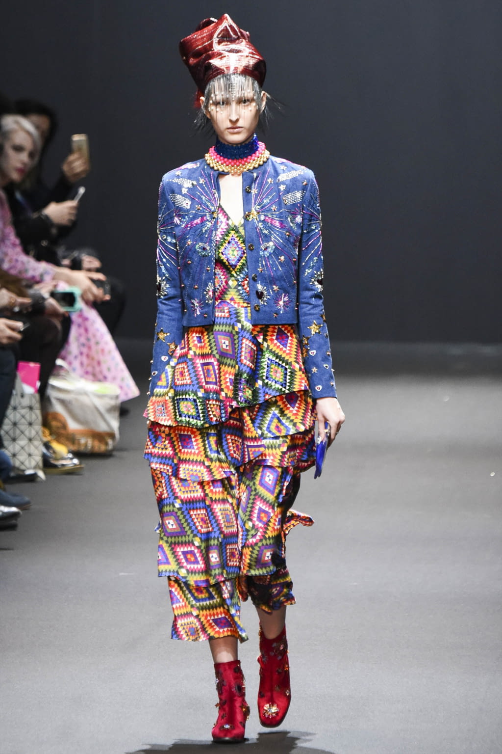 Fashion Week Paris Fall/Winter 2017 look 18 from the Manish Arora collection womenswear