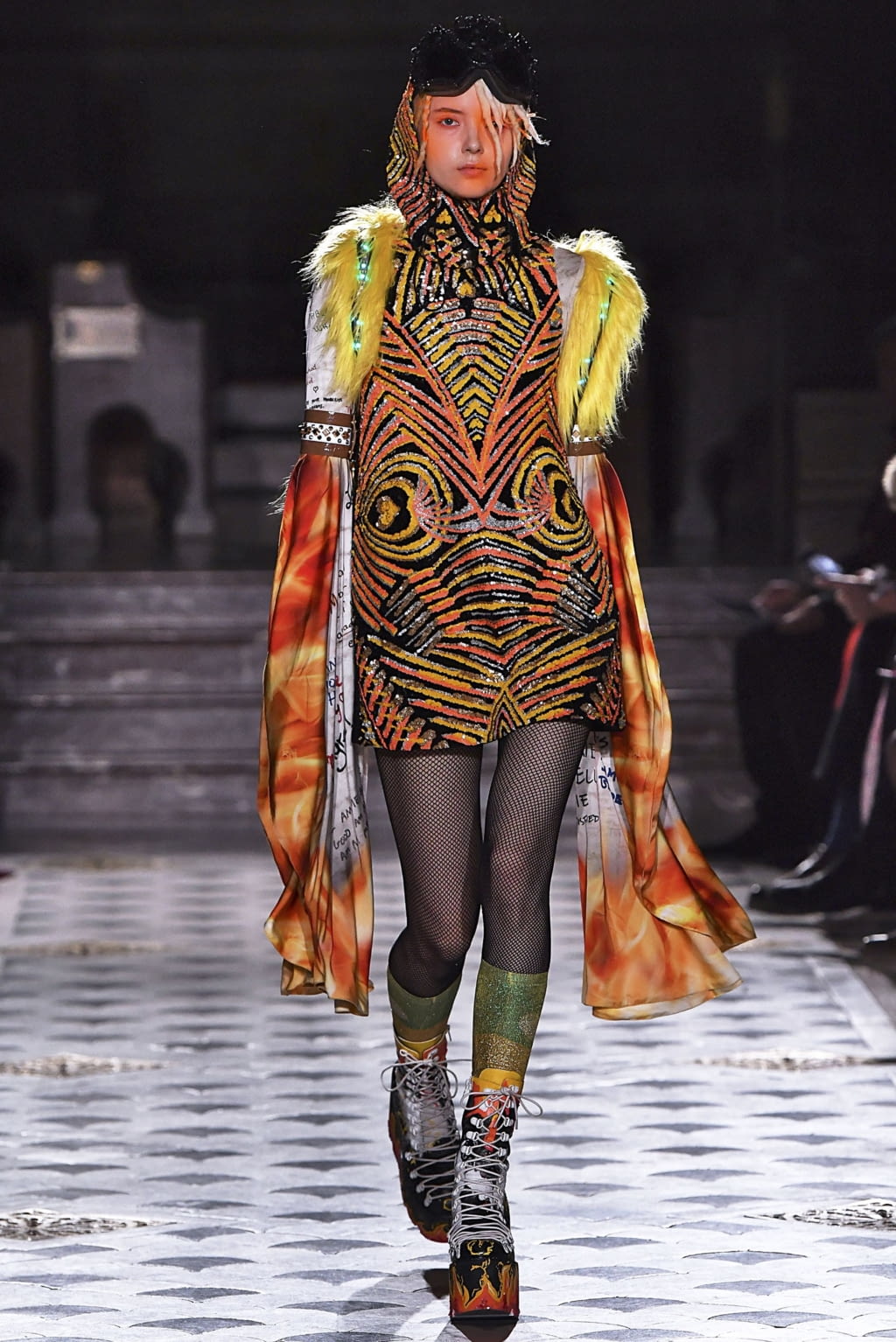 Fashion Week Paris Fall/Winter 2019 look 4 from the Manish Arora collection womenswear