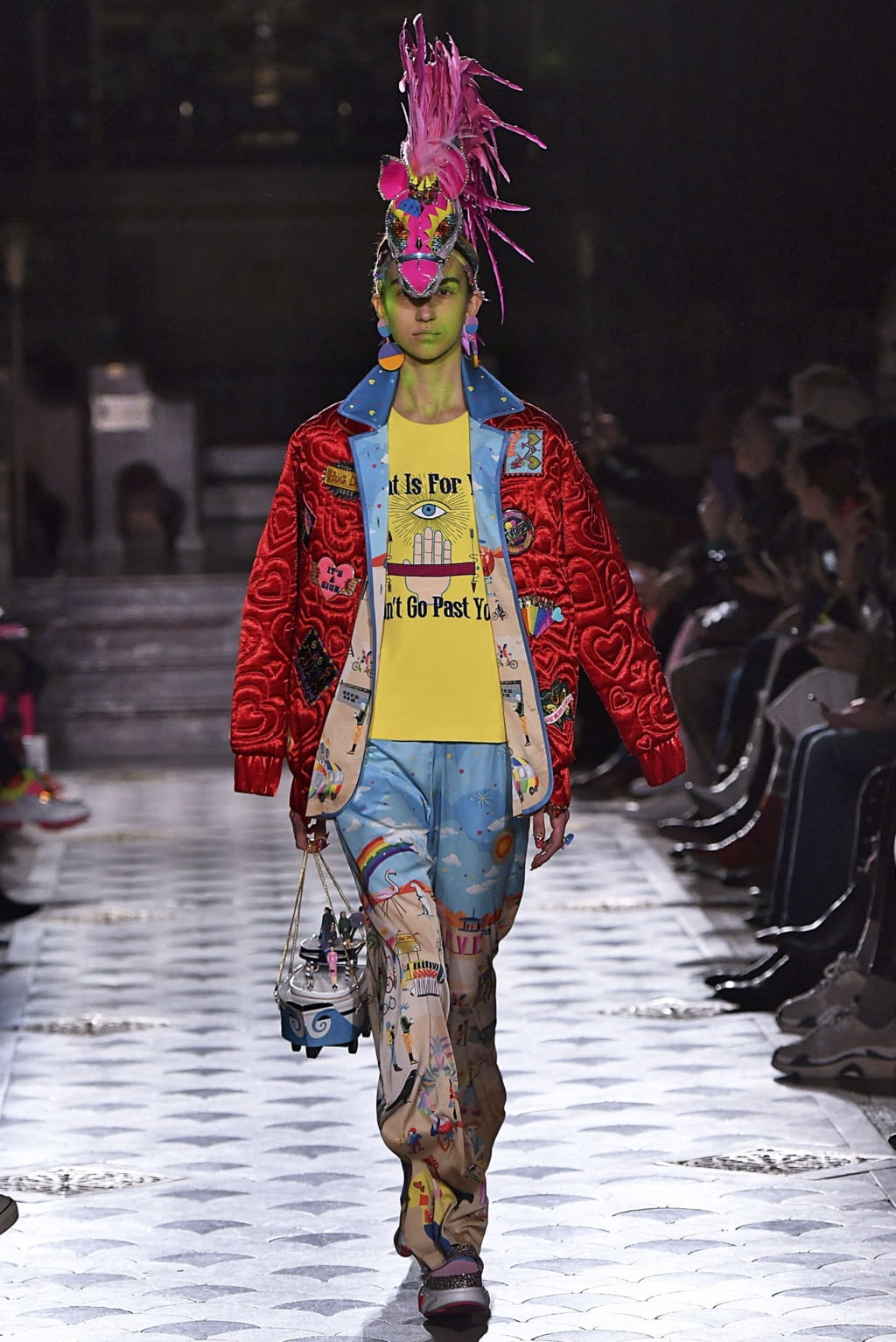 Fashion Week Paris Fall/Winter 2019 look 20 from the Manish Arora collection womenswear