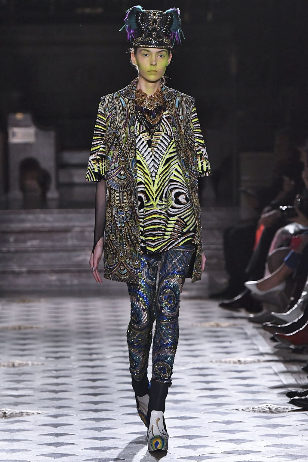 Fashion Week Paris Fall/Winter 2019 look 29 from the Manish Arora collection 女装