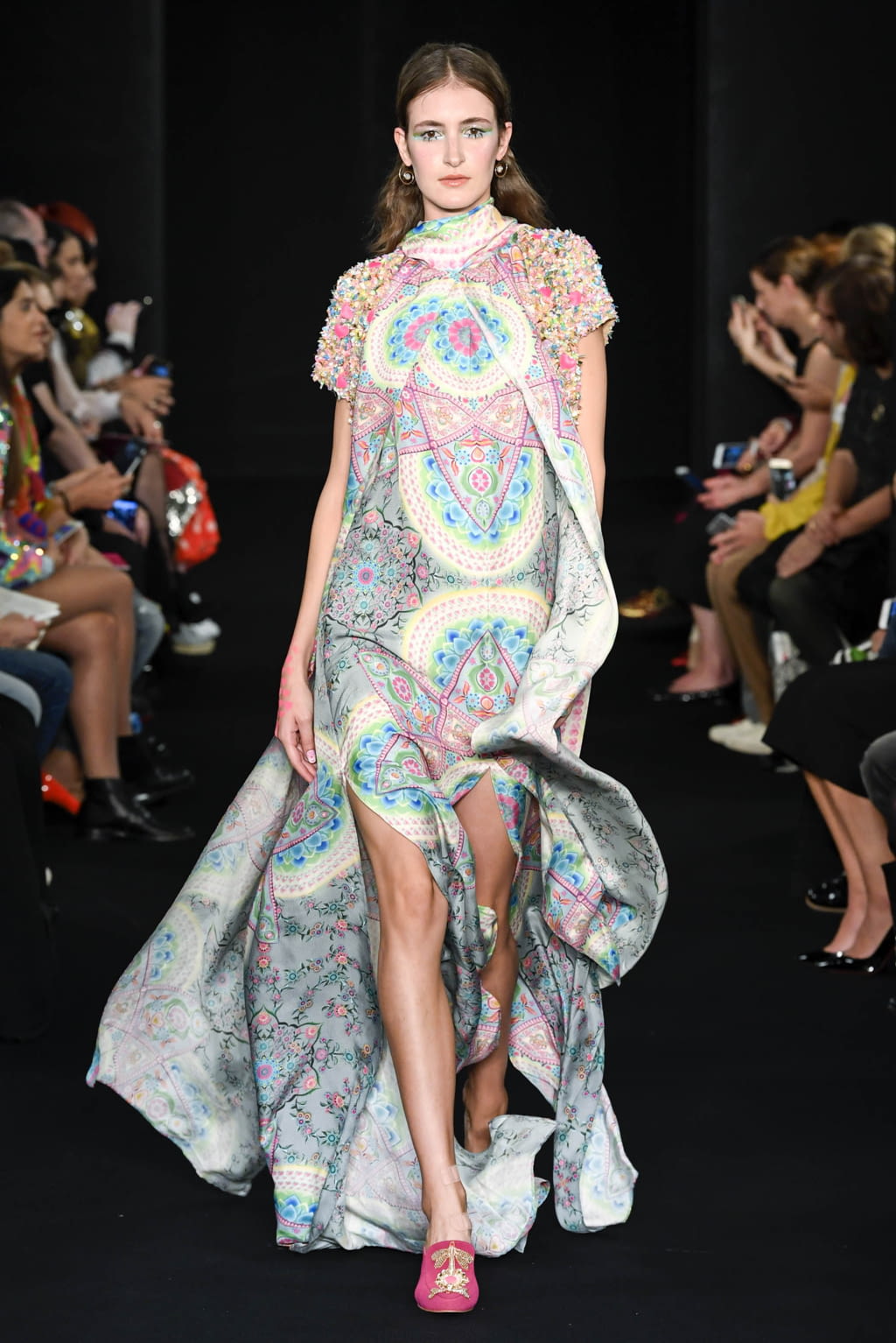 Fashion Week Paris Spring/Summer 2018 look 22 de la collection Manish Arora womenswear