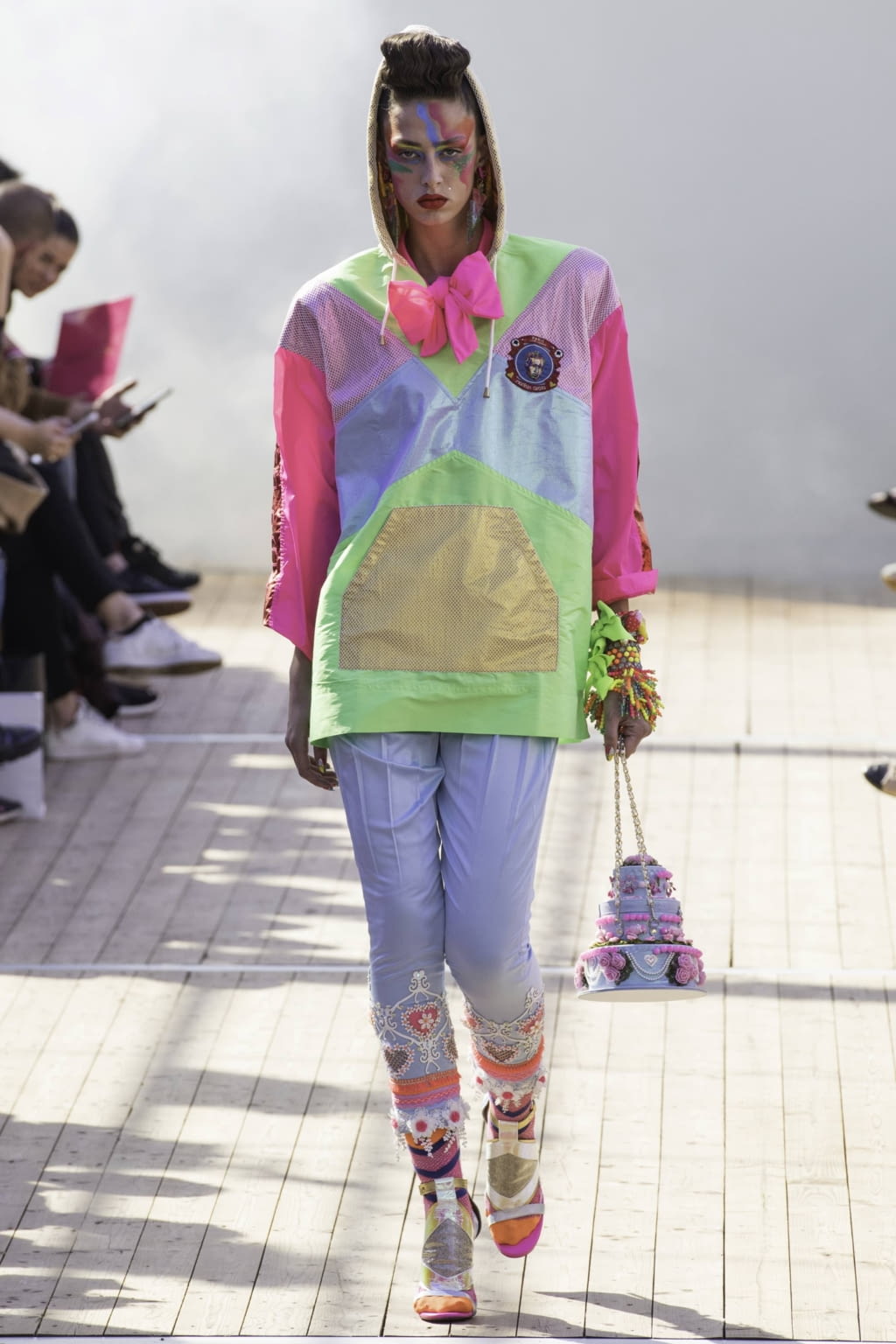 Fashion Week Paris Spring/Summer 2019 look 6 from the Manish Arora collection womenswear