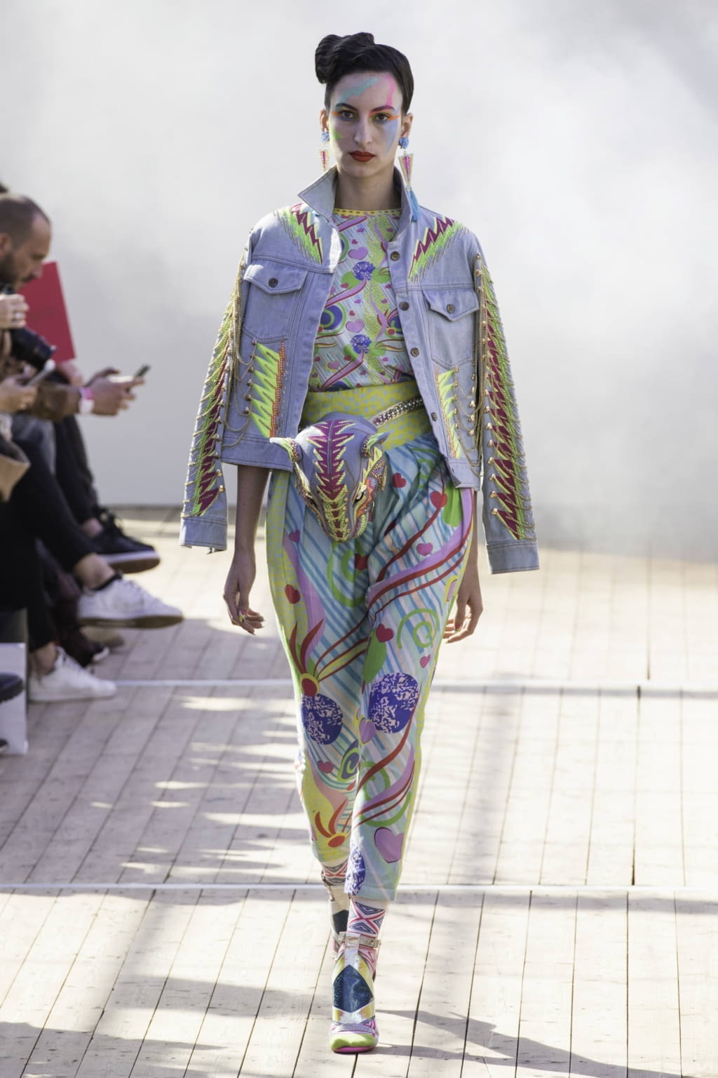 Fashion Week Paris Spring/Summer 2019 look 7 de la collection Manish Arora womenswear