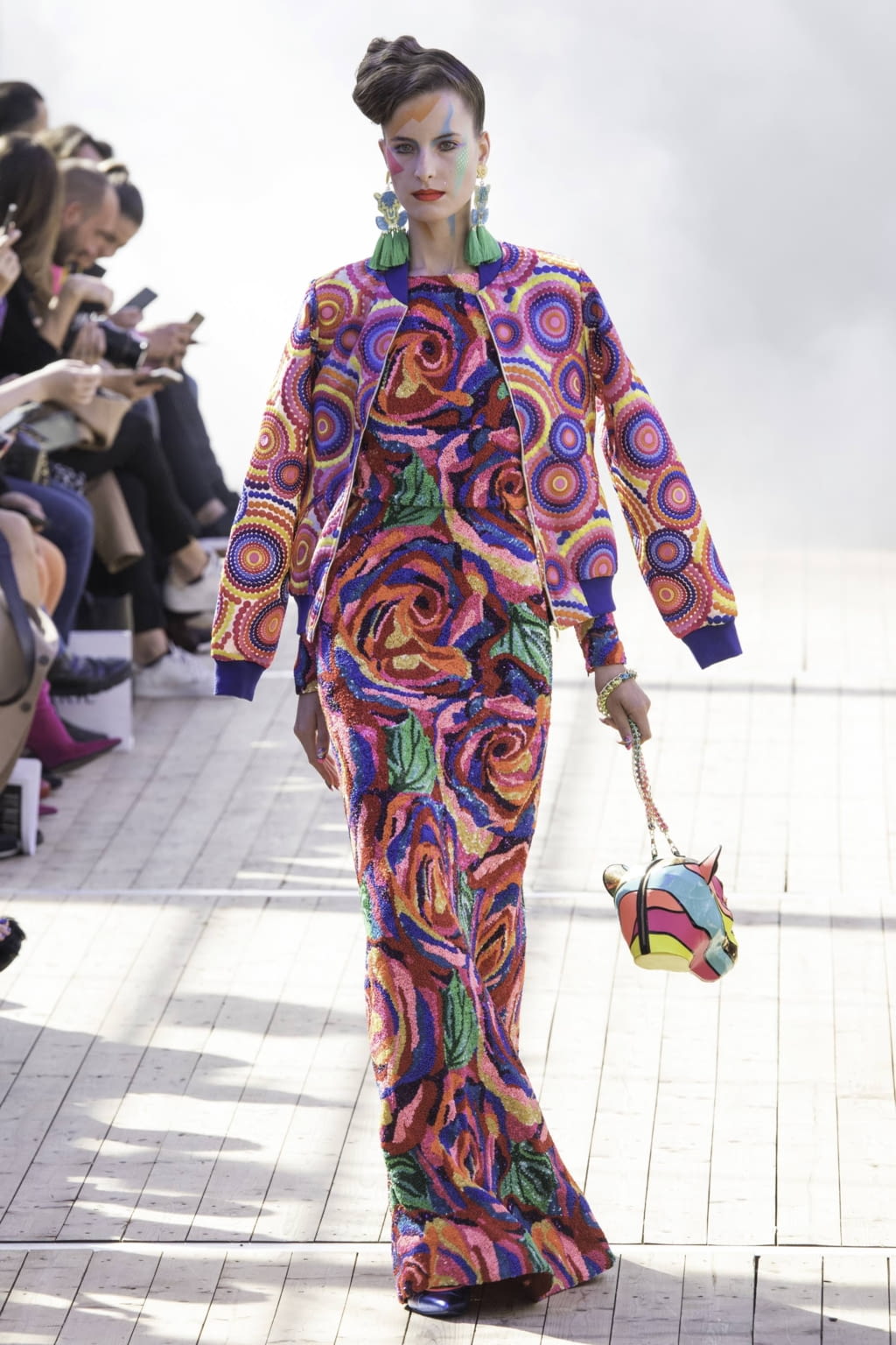Fashion Week Paris Spring/Summer 2019 look 21 from the Manish Arora collection womenswear