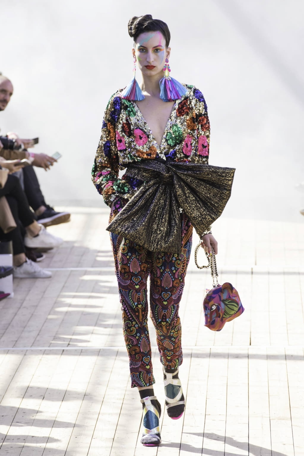 Fashion Week Paris Spring/Summer 2019 look 28 from the Manish Arora collection womenswear