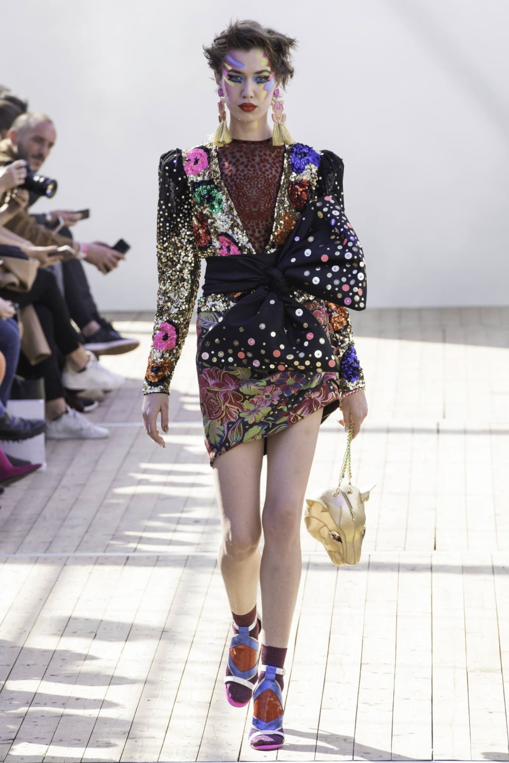 Fashion Week Paris Spring/Summer 2019 look 29 from the Manish Arora collection 女装