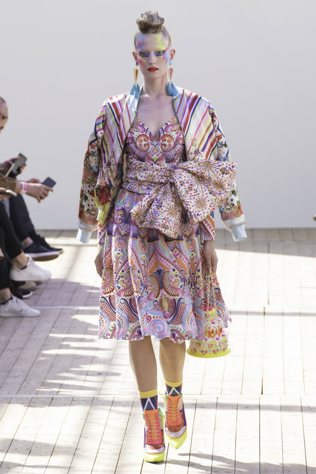 Fashion Week Paris Spring/Summer 2019 look 31 from the Manish Arora collection womenswear