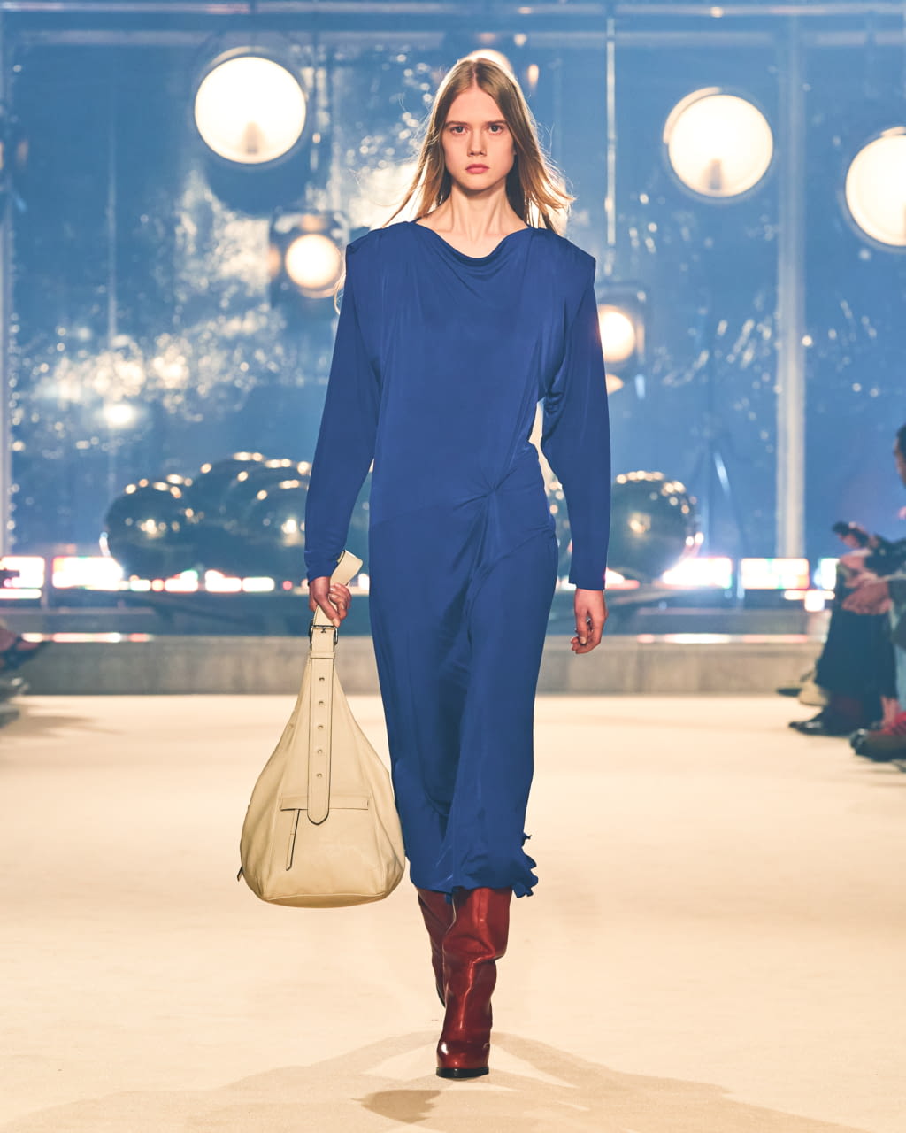 Fashion Week Paris Fall/Winter 2022 look 12 de la collection Isabel Marant womenswear
