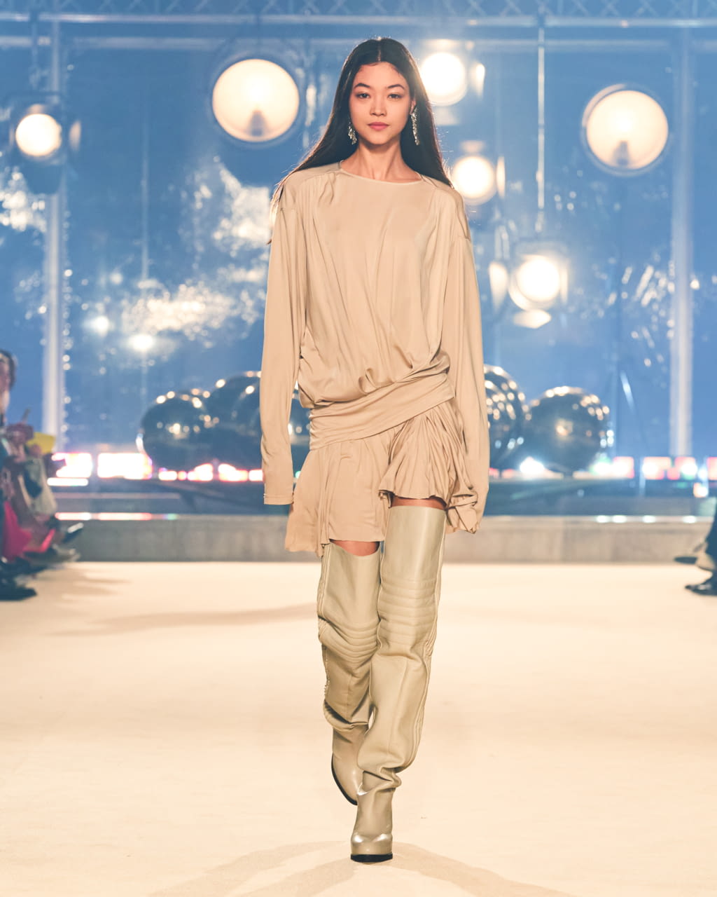 Fashion Week Paris Fall/Winter 2022 look 22 de la collection Isabel Marant womenswear