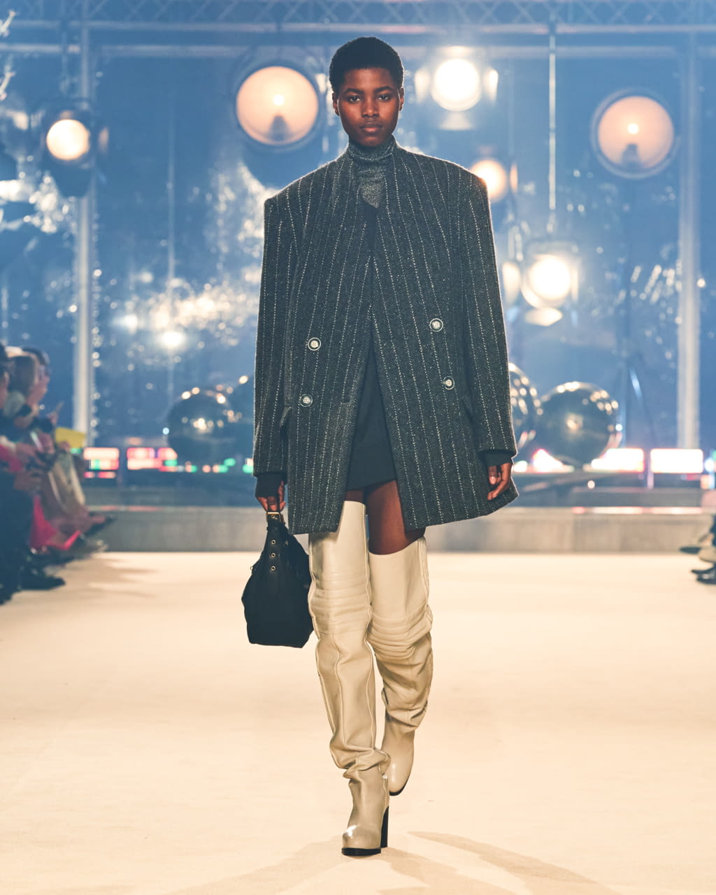Fashion Week Paris Fall/Winter 2022 look 24 de la collection Isabel Marant womenswear